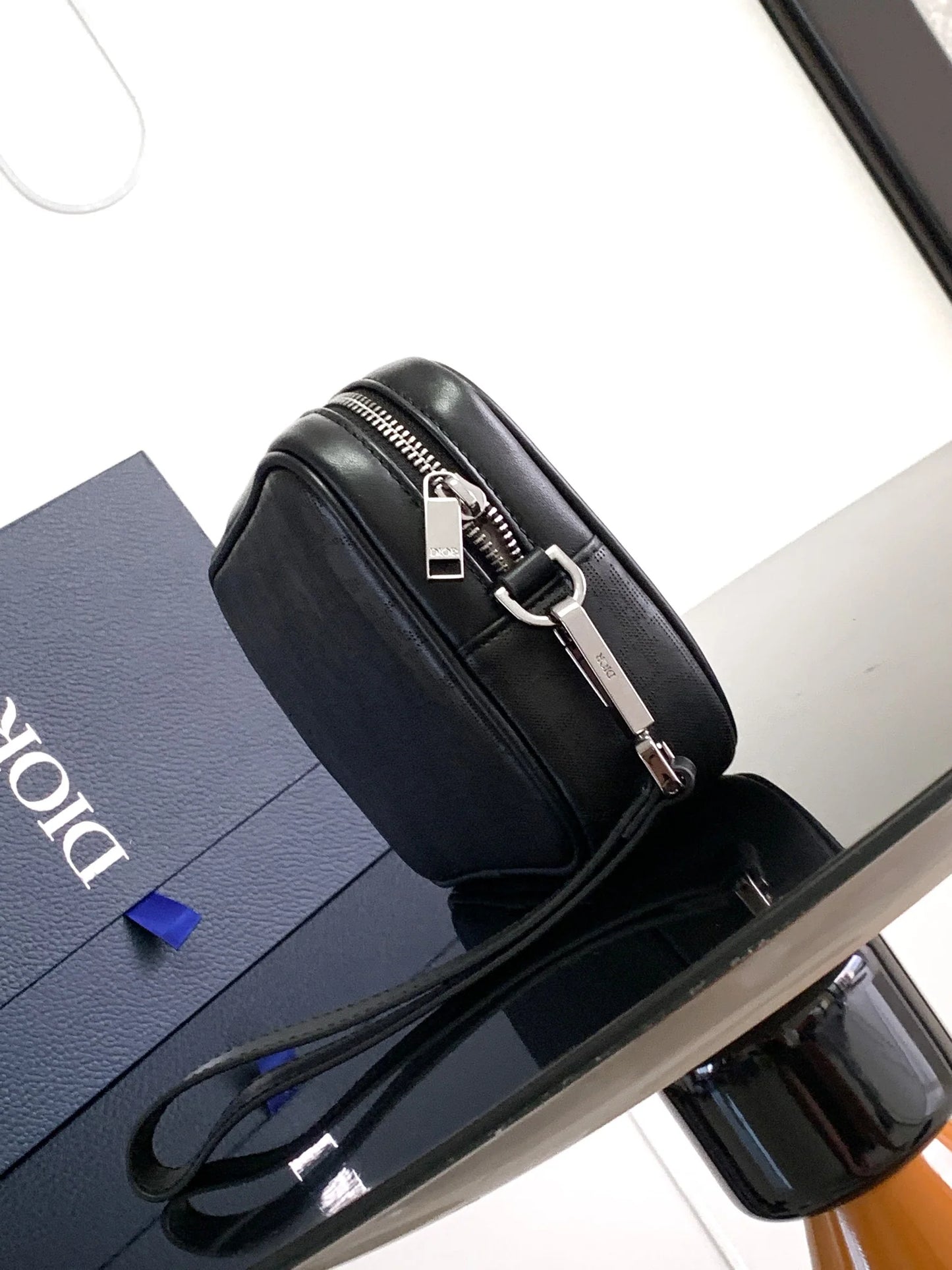 DIOR CLUTCH