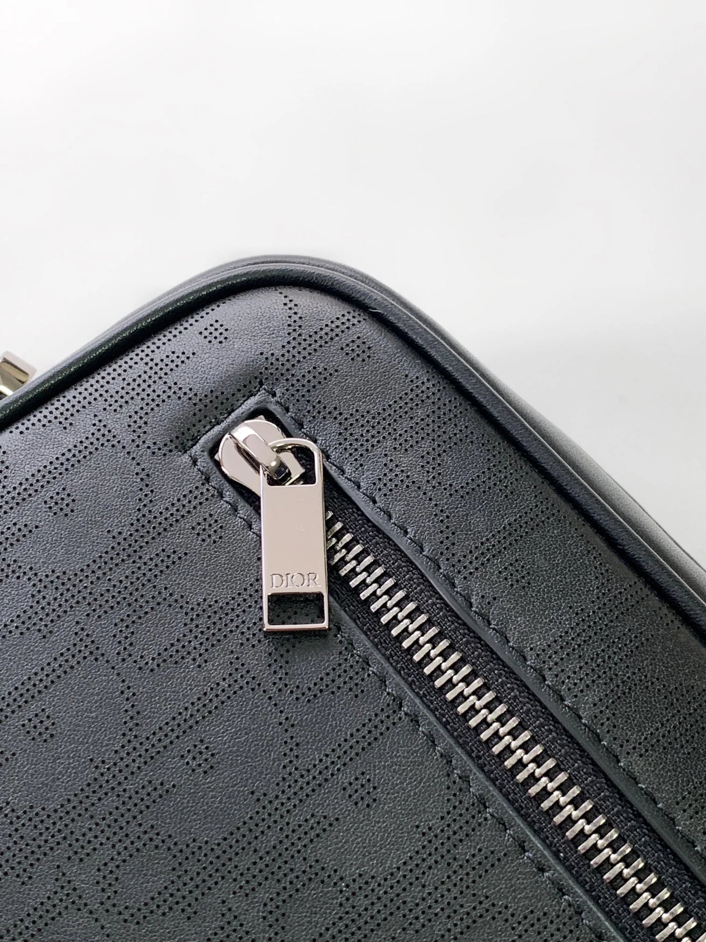 DIOR CLUTCH