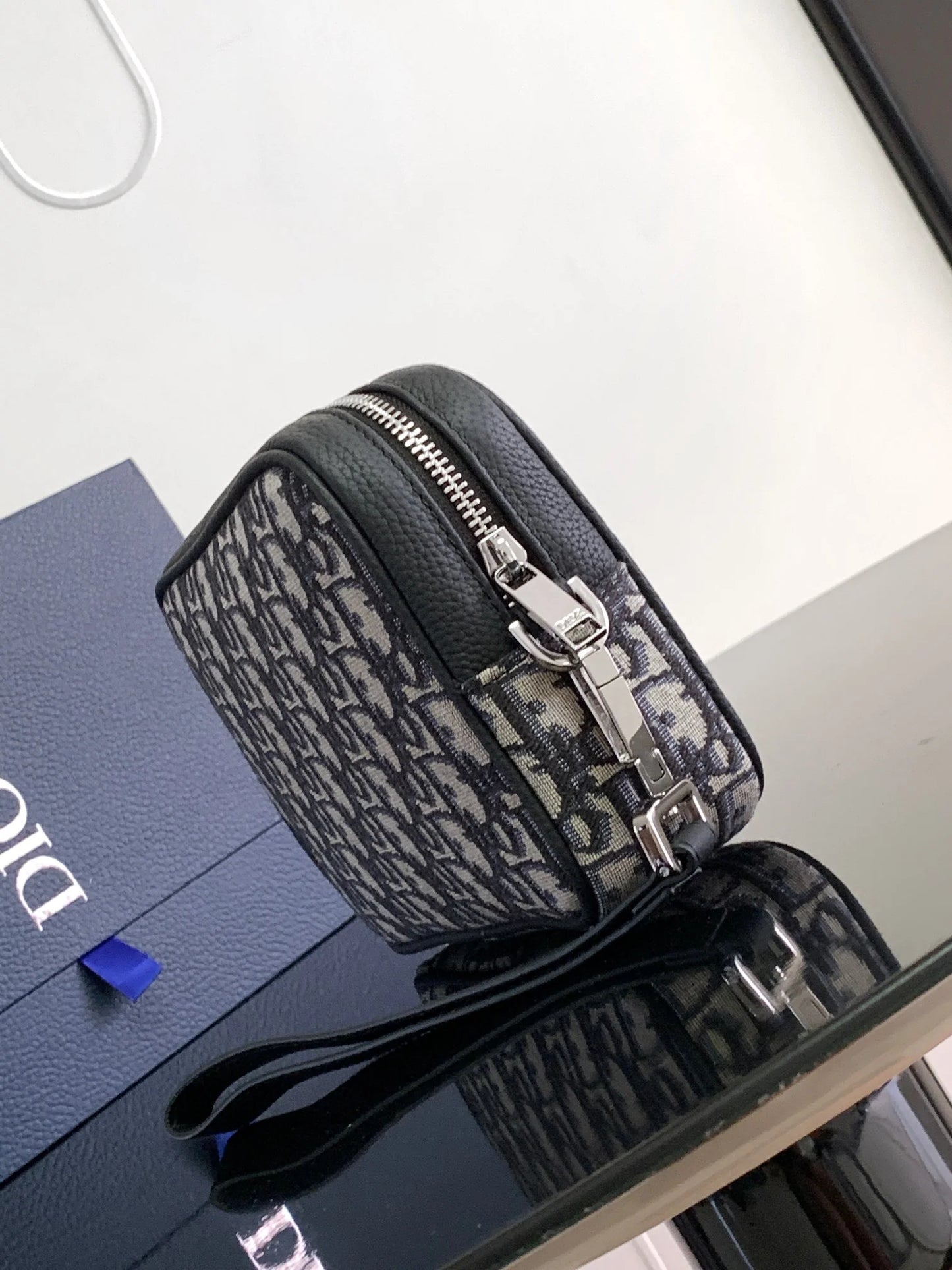 DIOR CLUTCH