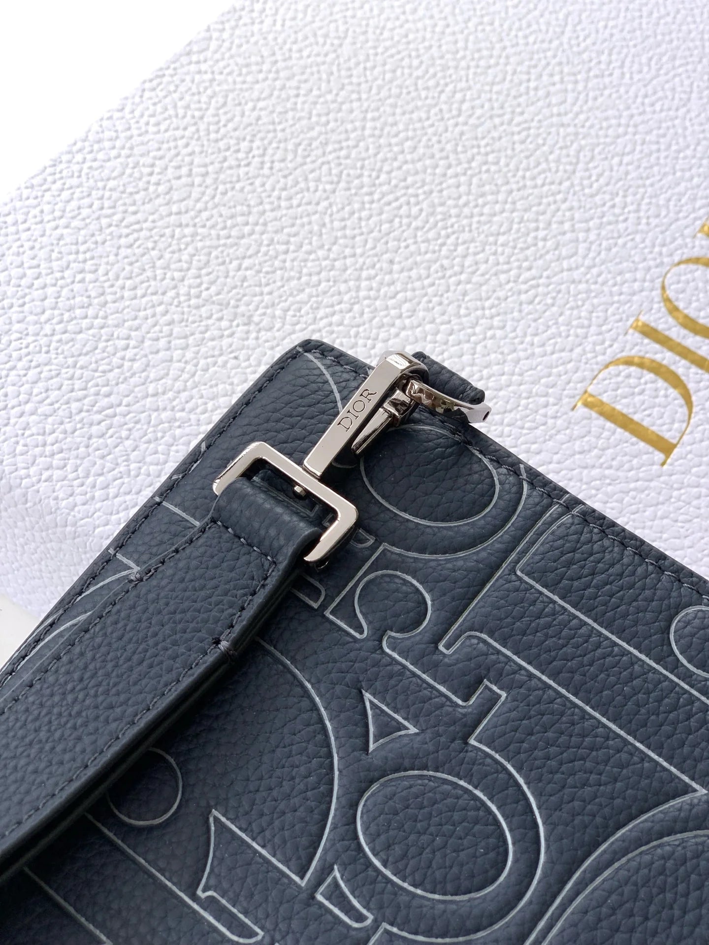 DIOR CLUTCH