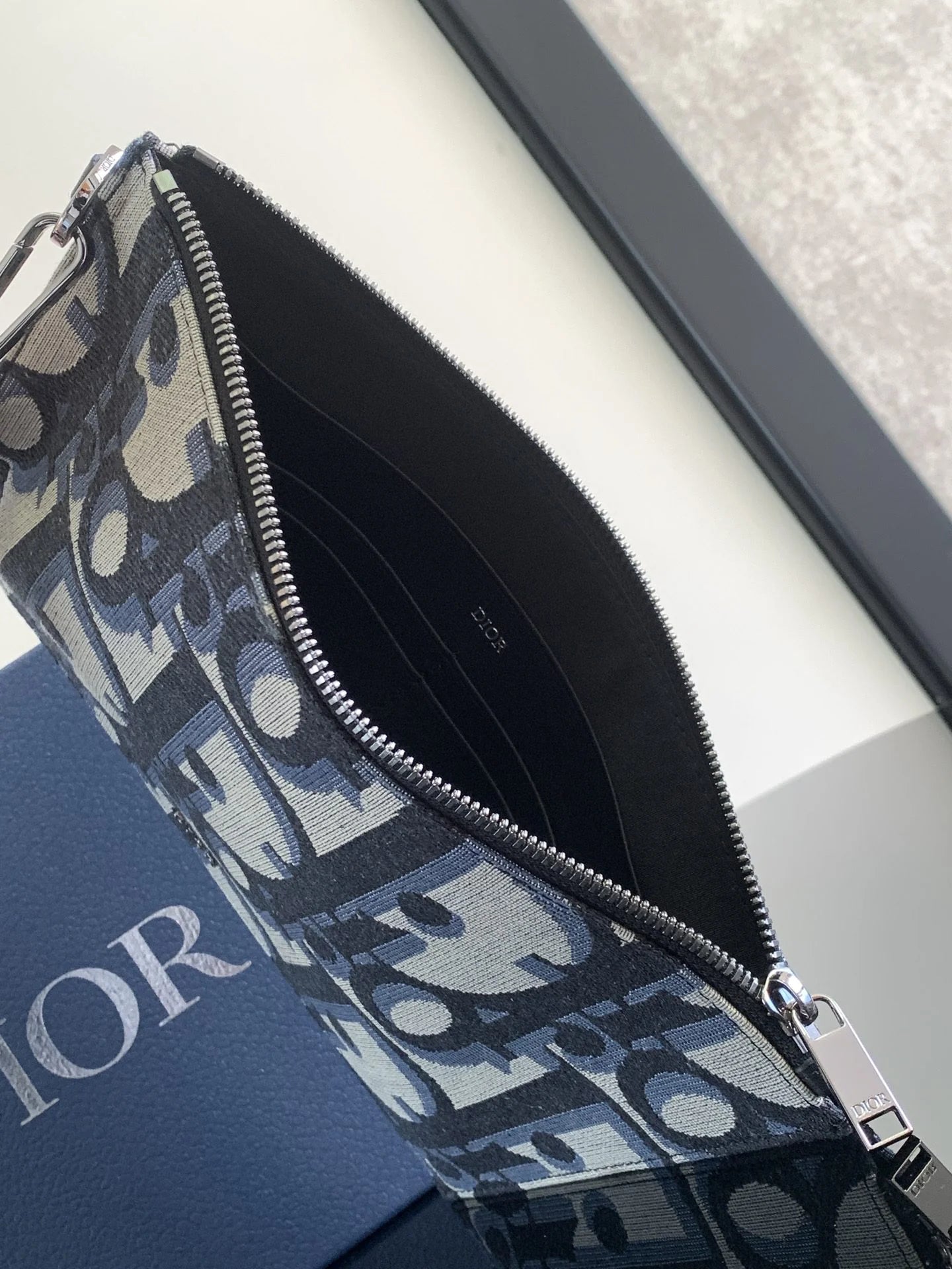 DIOR CLUTCH