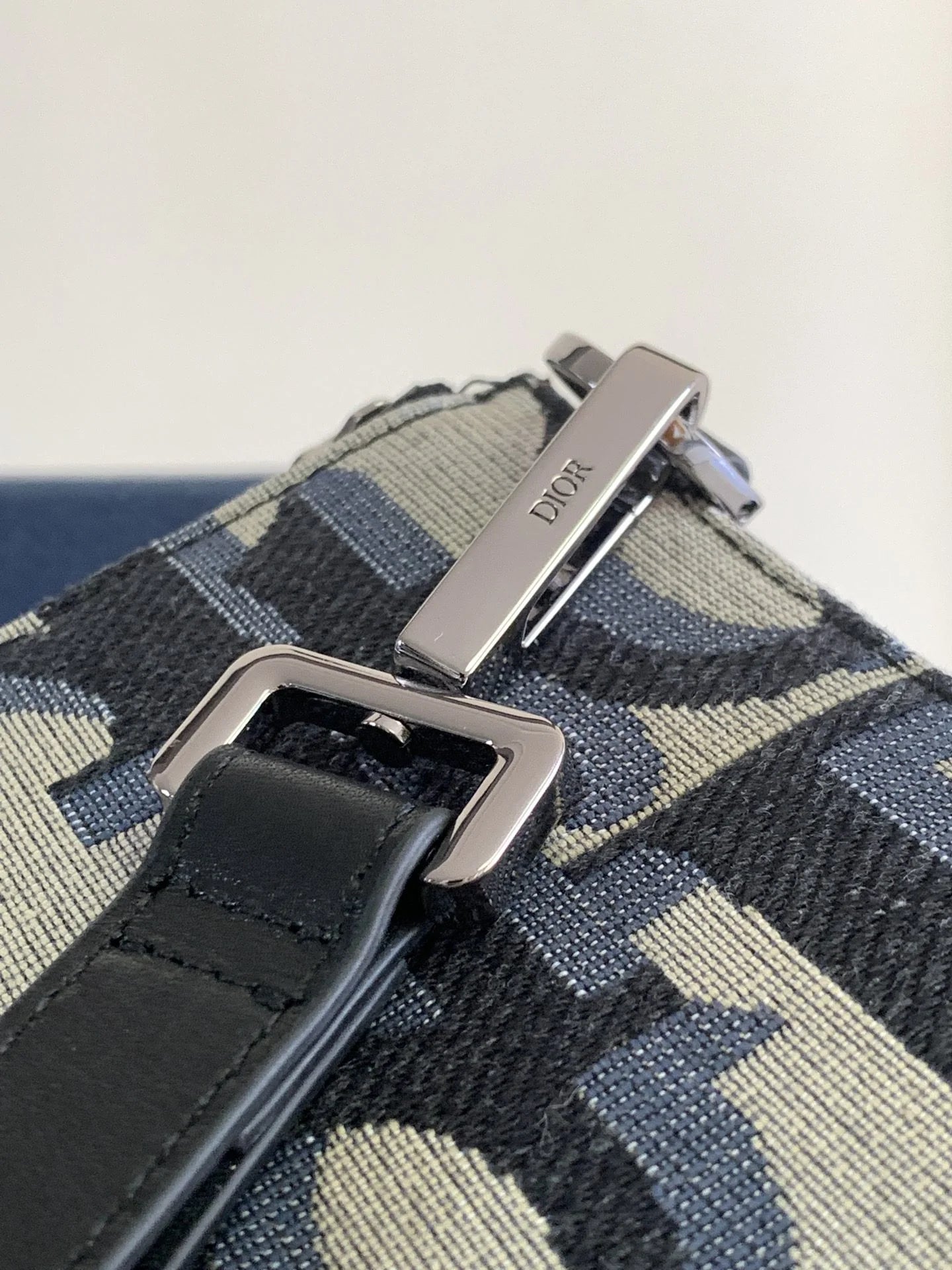 DIOR CLUTCH