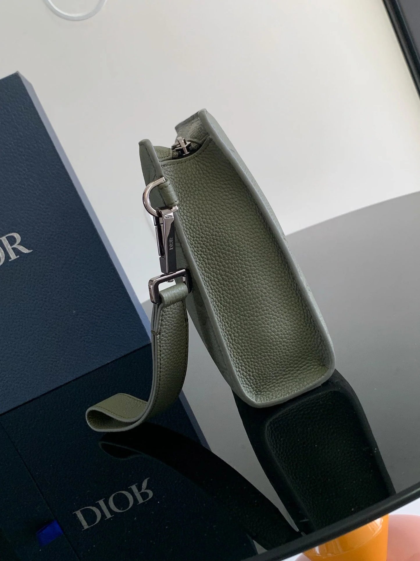DIOR CLUTCH