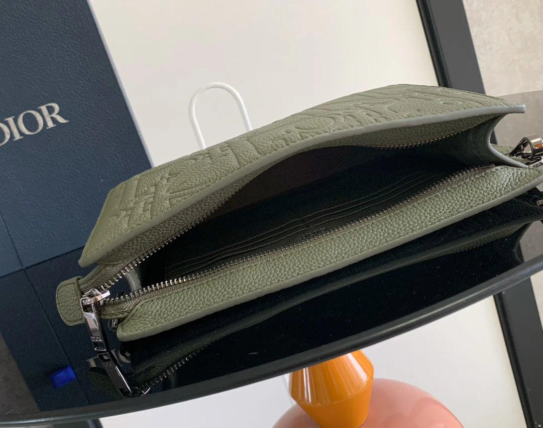 DIOR CLUTCH