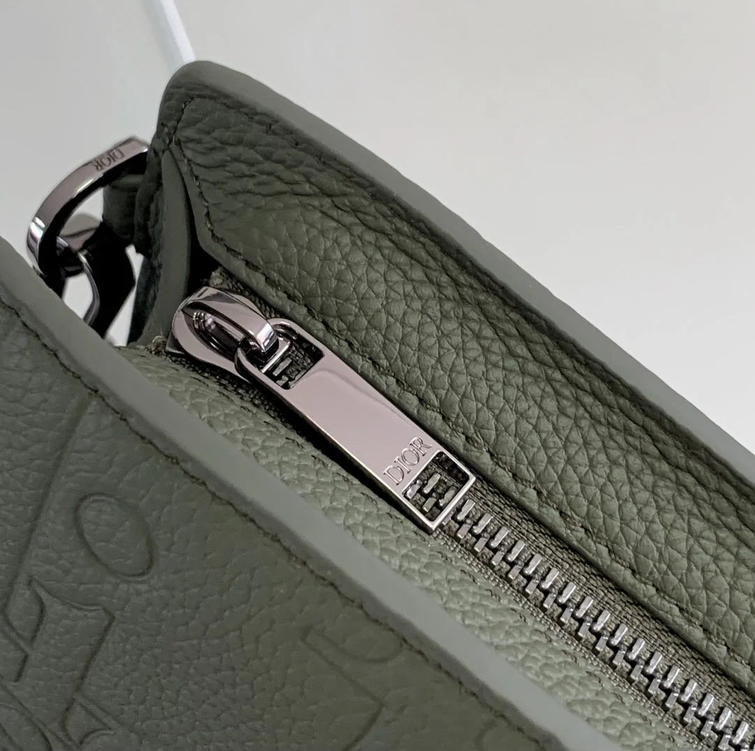 DIOR CLUTCH
