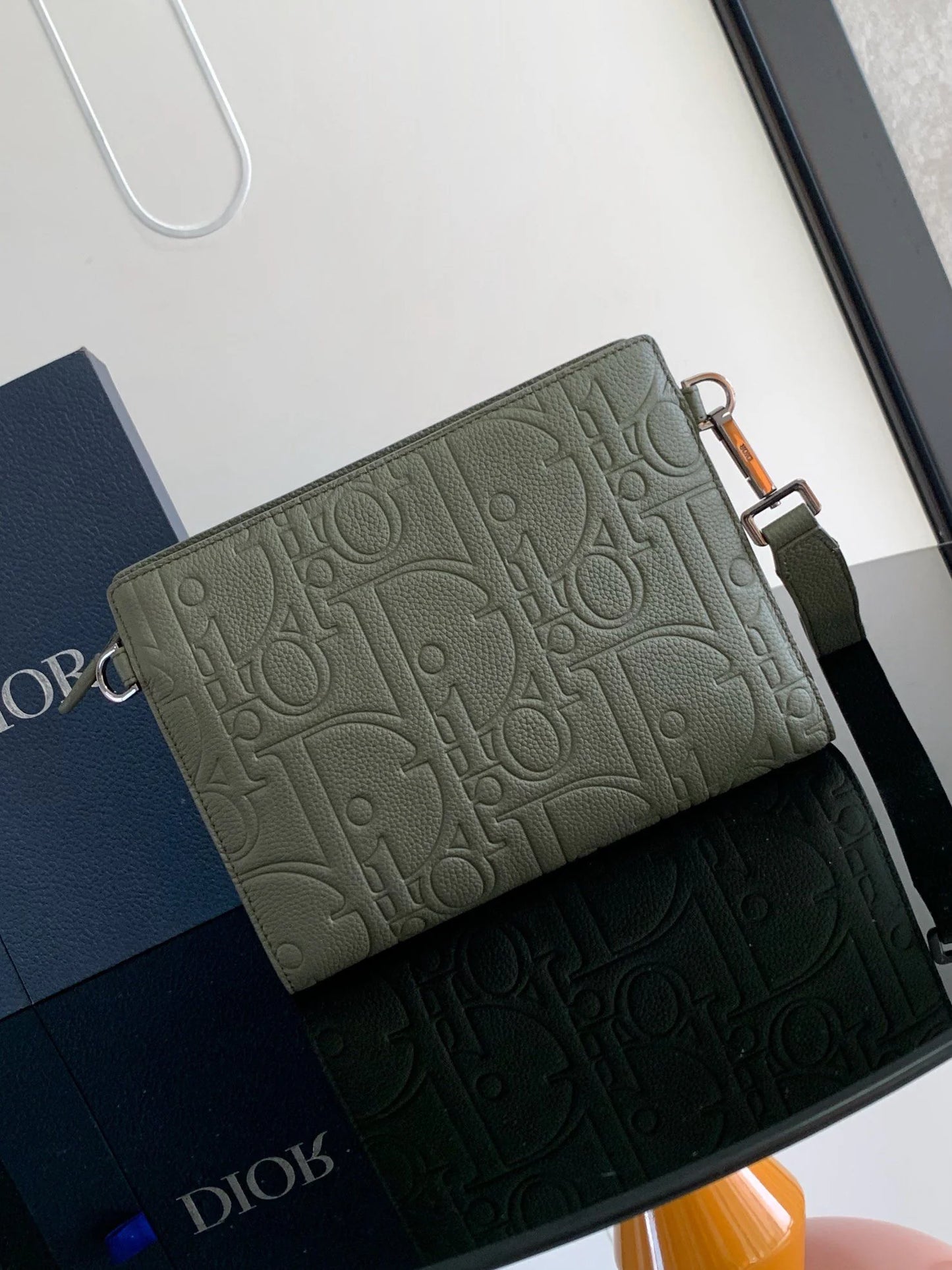 DIOR CLUTCH