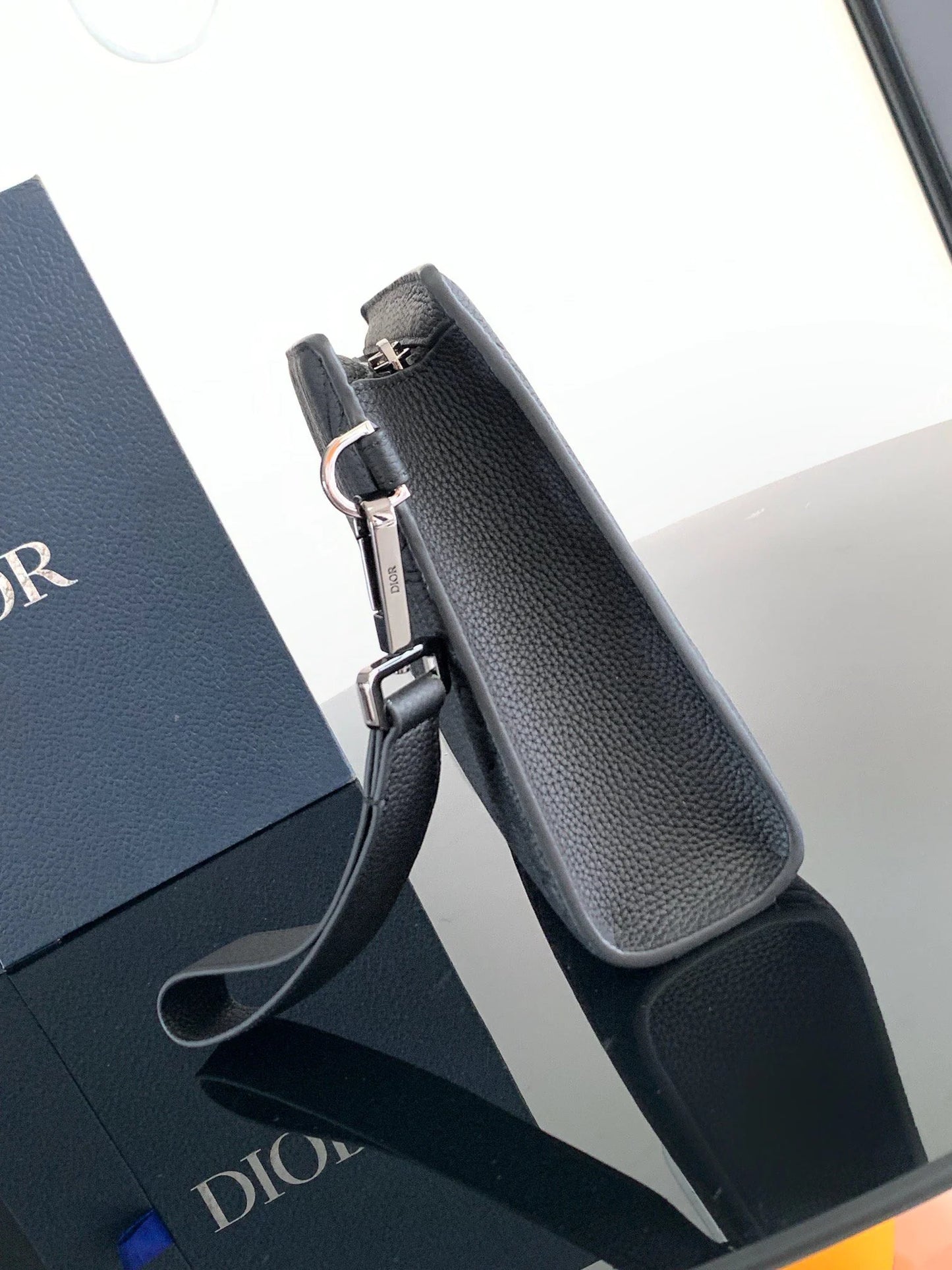 DIOR CLUTCH