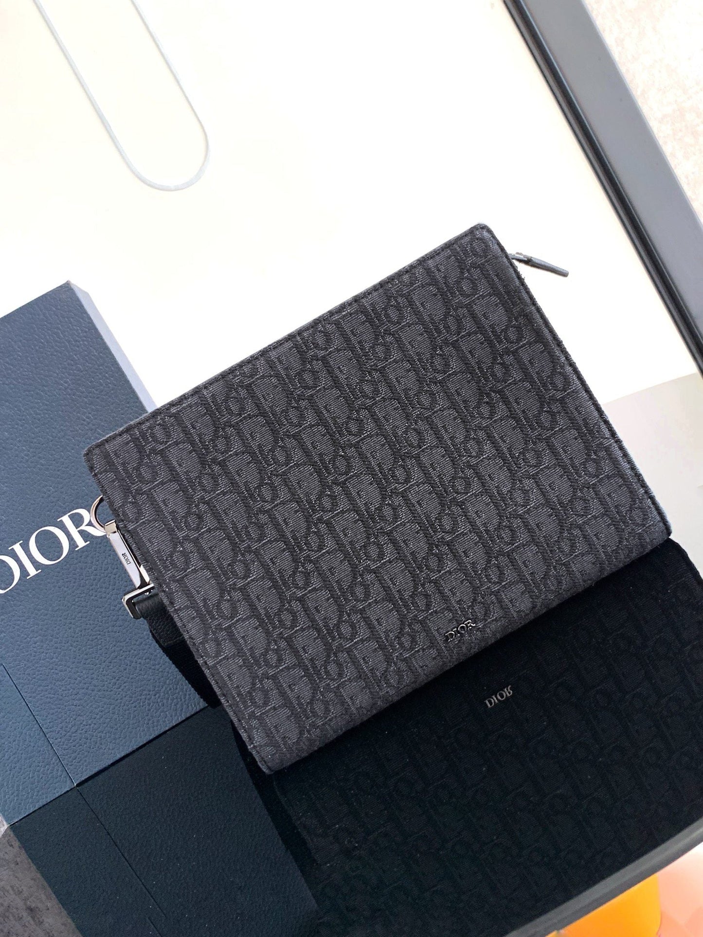 DIOR CLUTCH