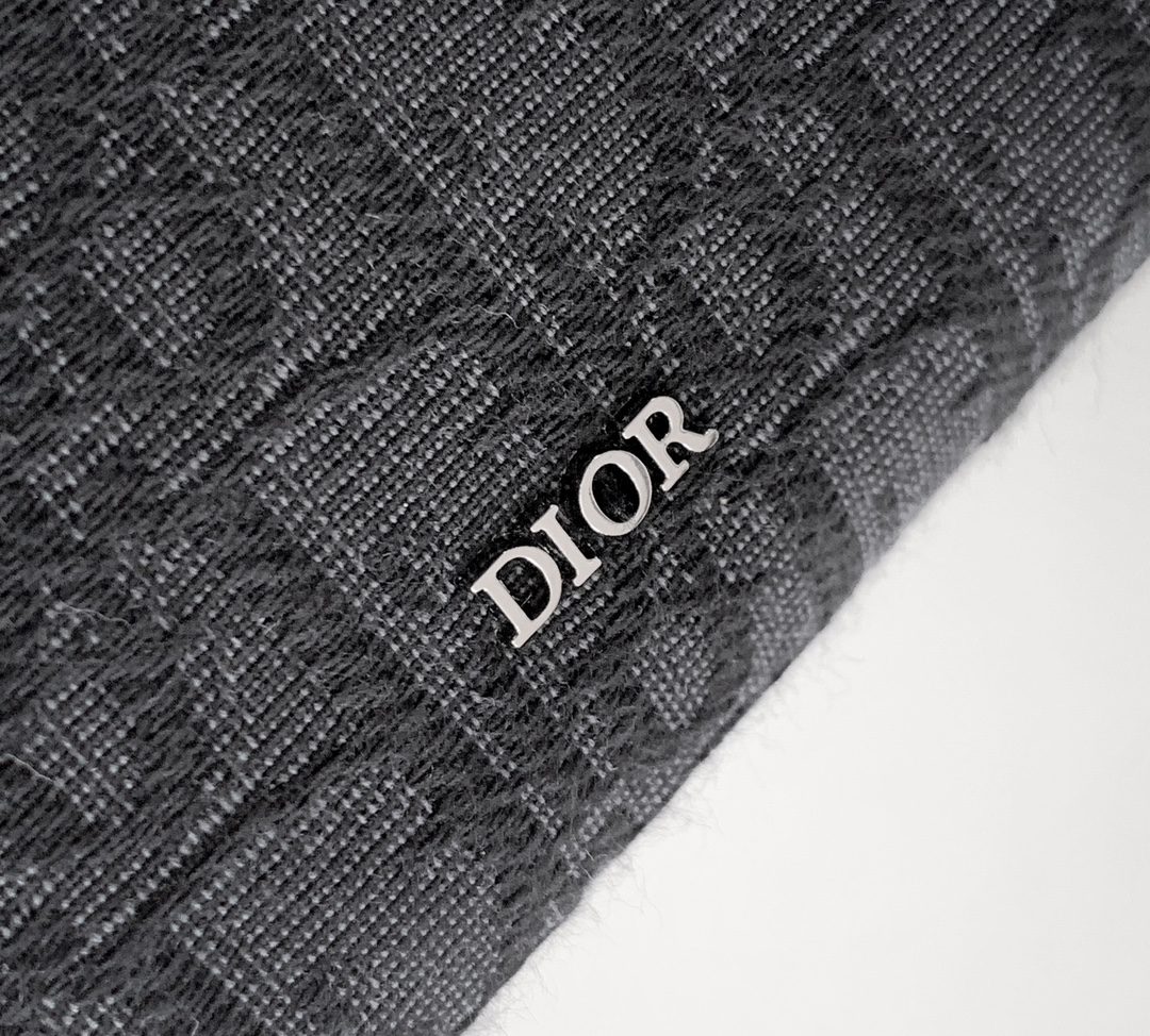 DIOR CLUTCH