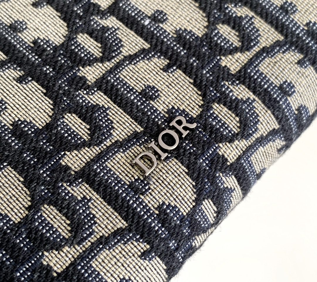 DIOR CLUTCH