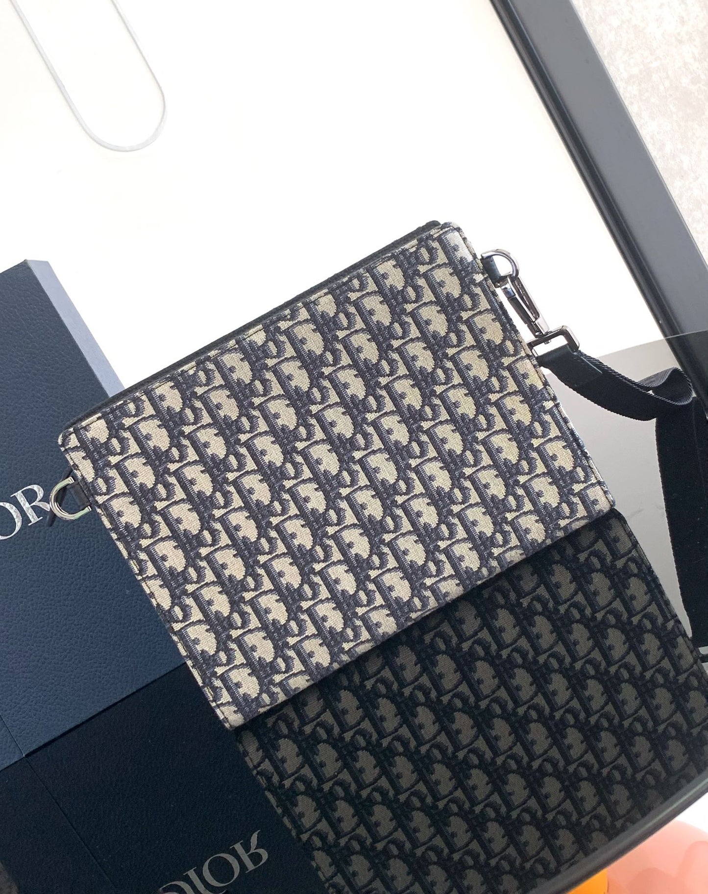 DIOR CLUTCH