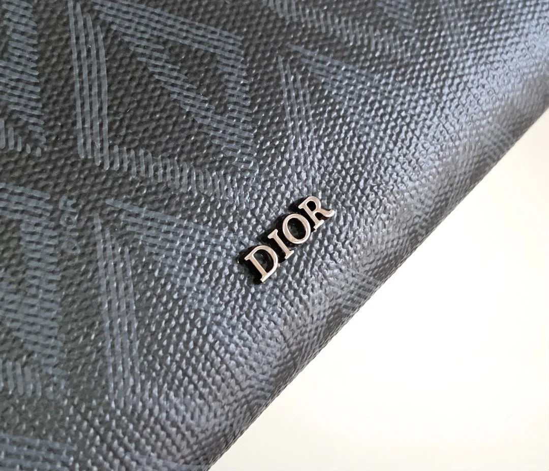 DIOR CLUTCH