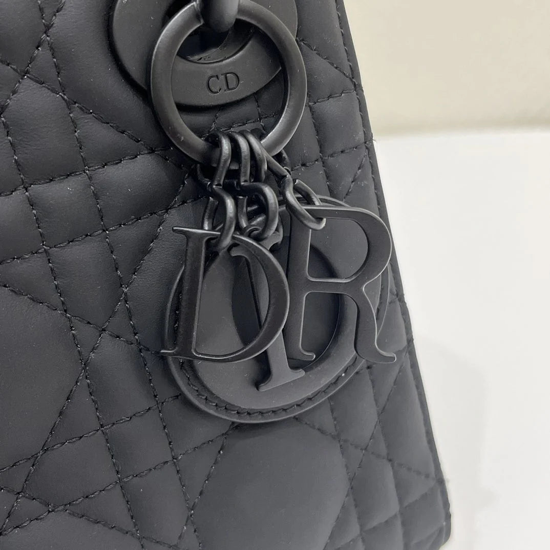 DIOR D JOY BAG