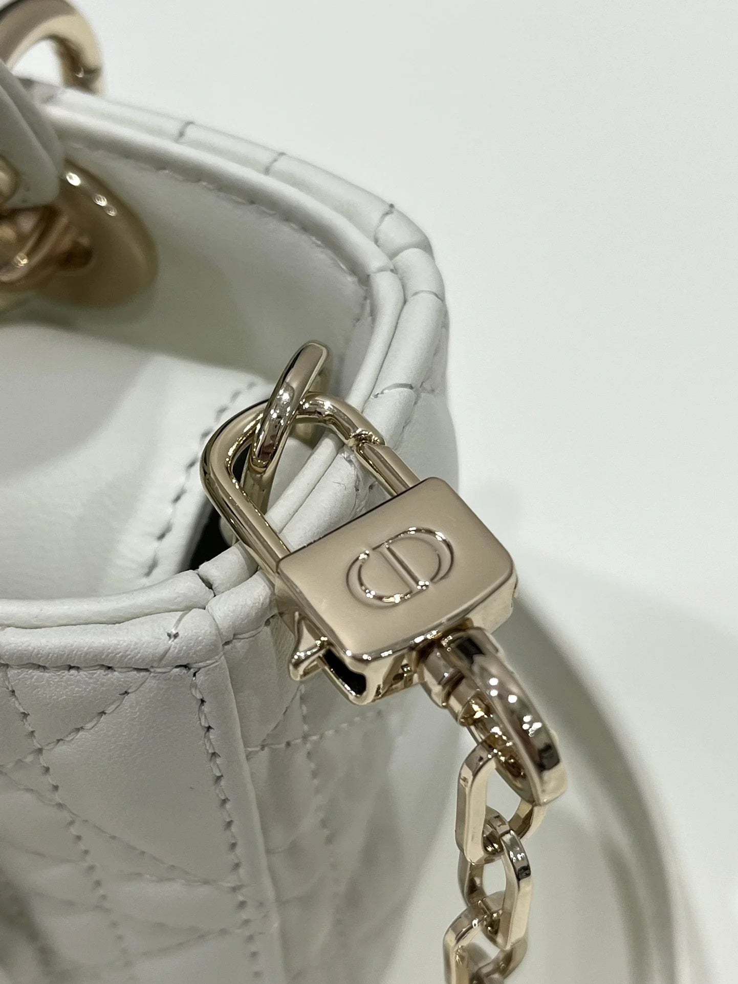DIOR D JOY BAG