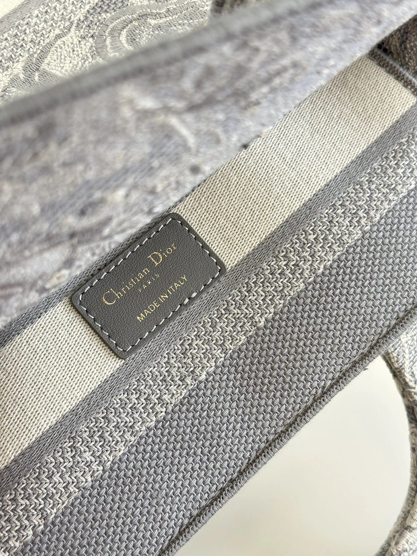 DIOR D JOY BAG