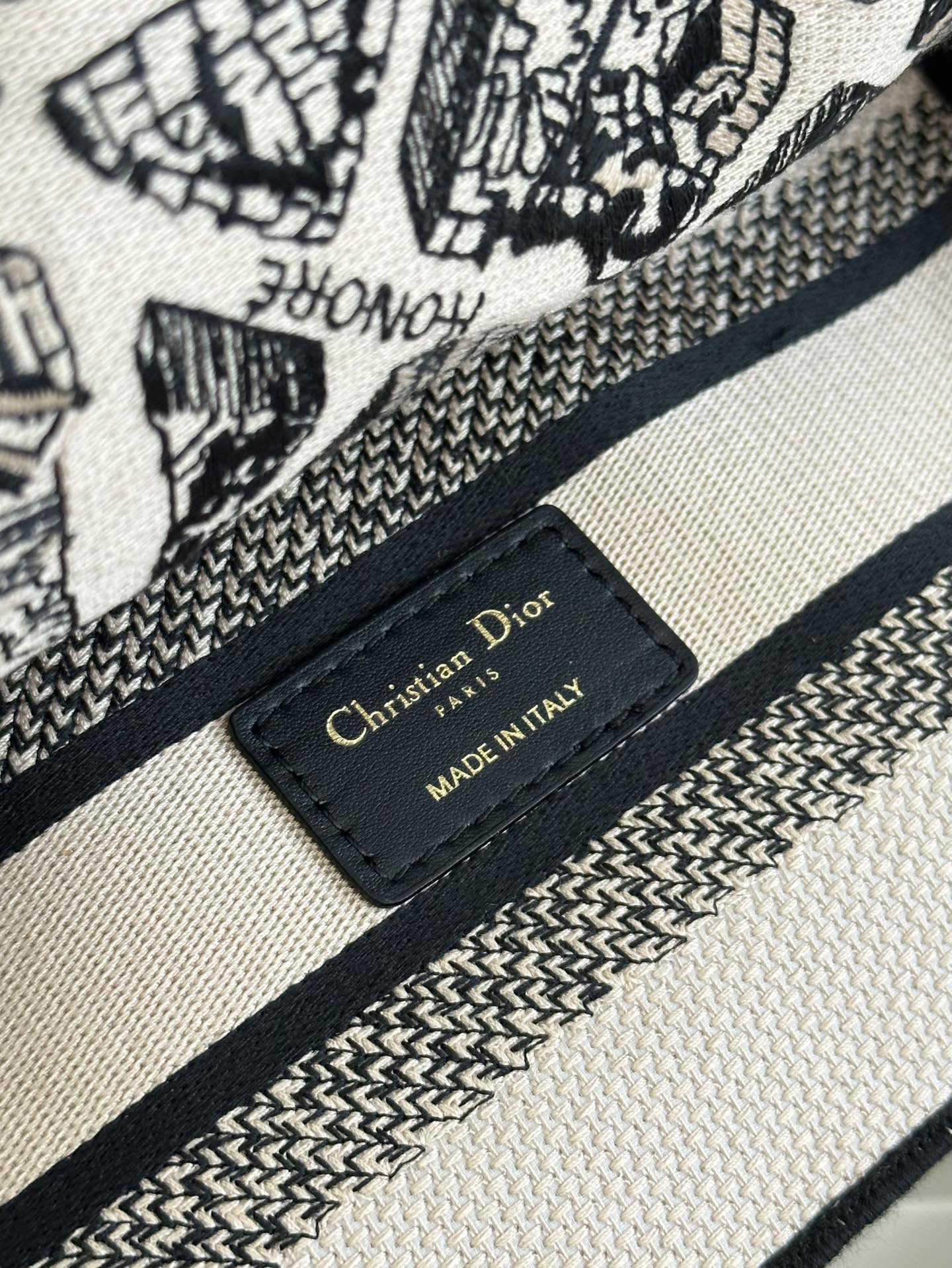 DIOR D JOY BAG