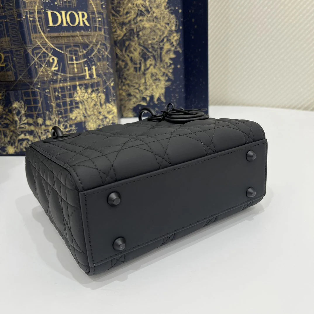DIOR D JOY BAG