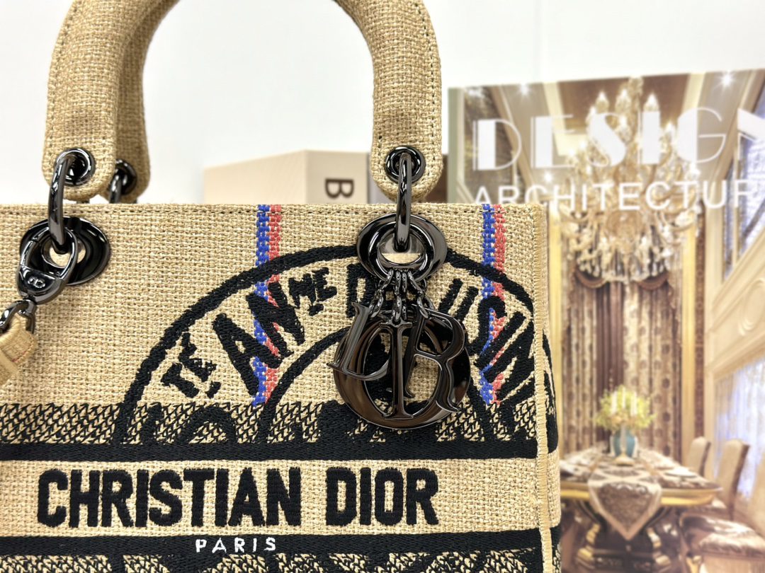 DIOR D JOY BAG
