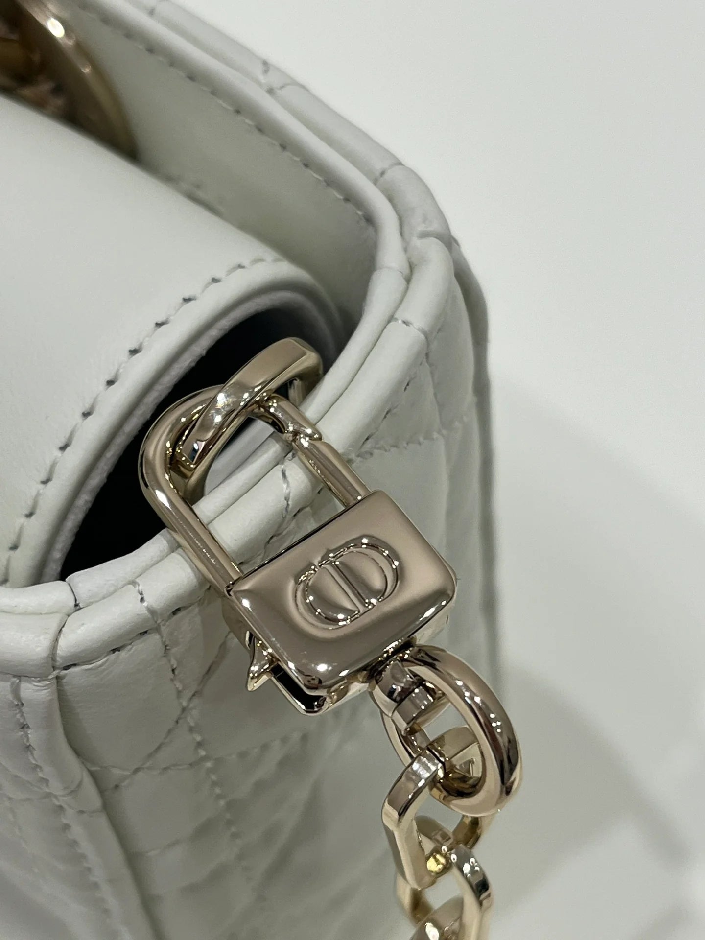 DIOR D JOY BAG