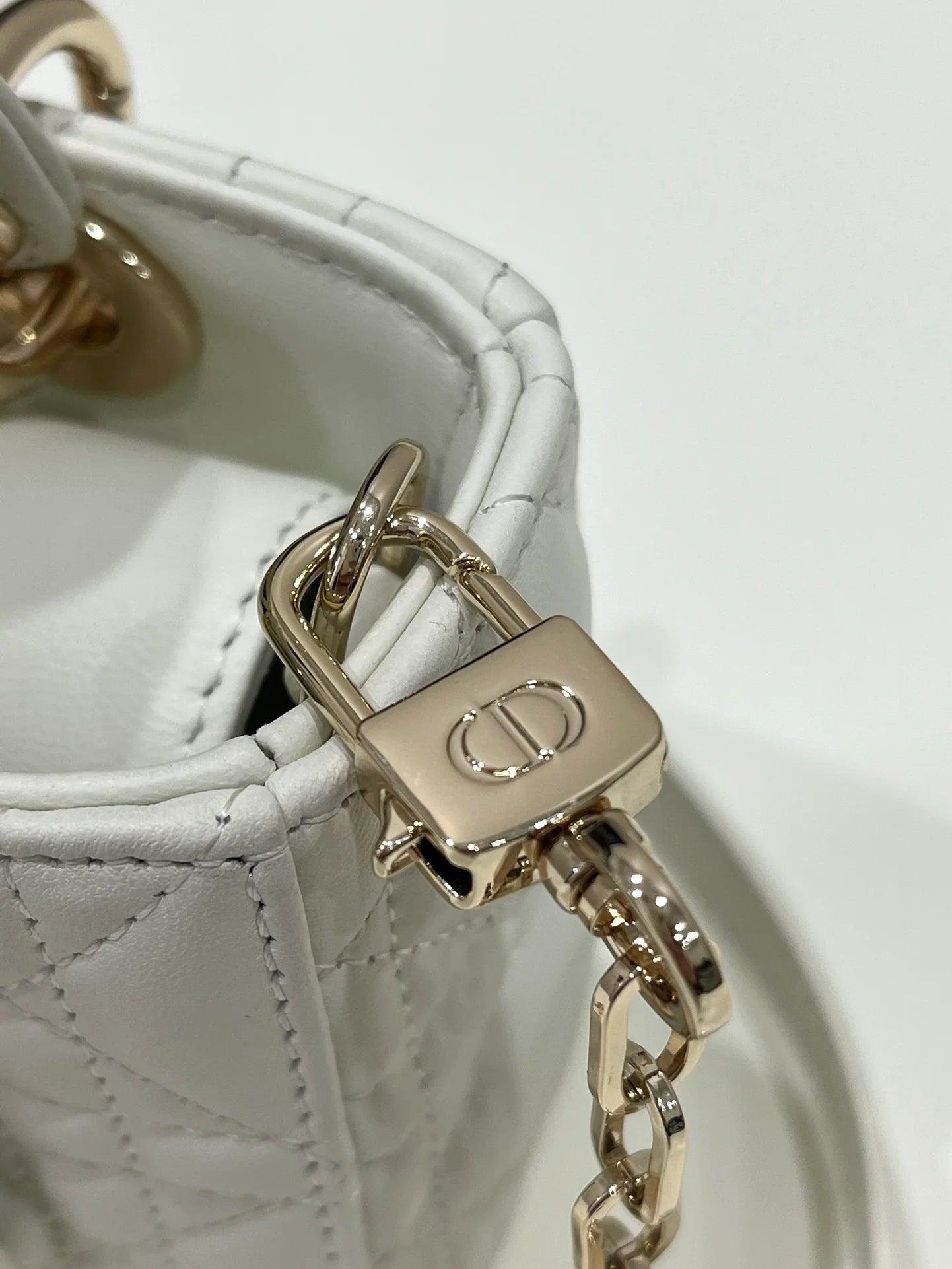 DIOR D JOY BAG