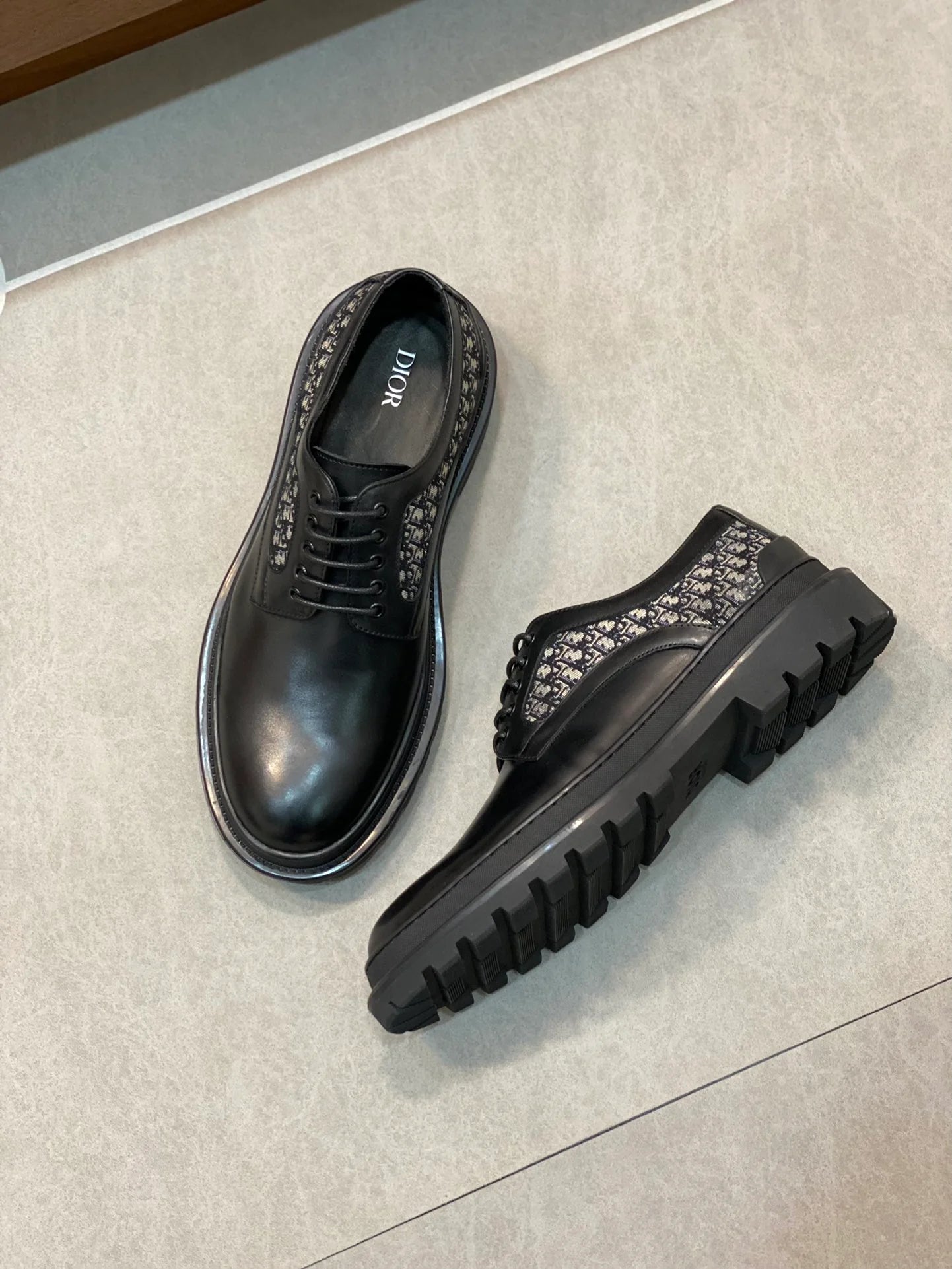 DIOR LOAFER