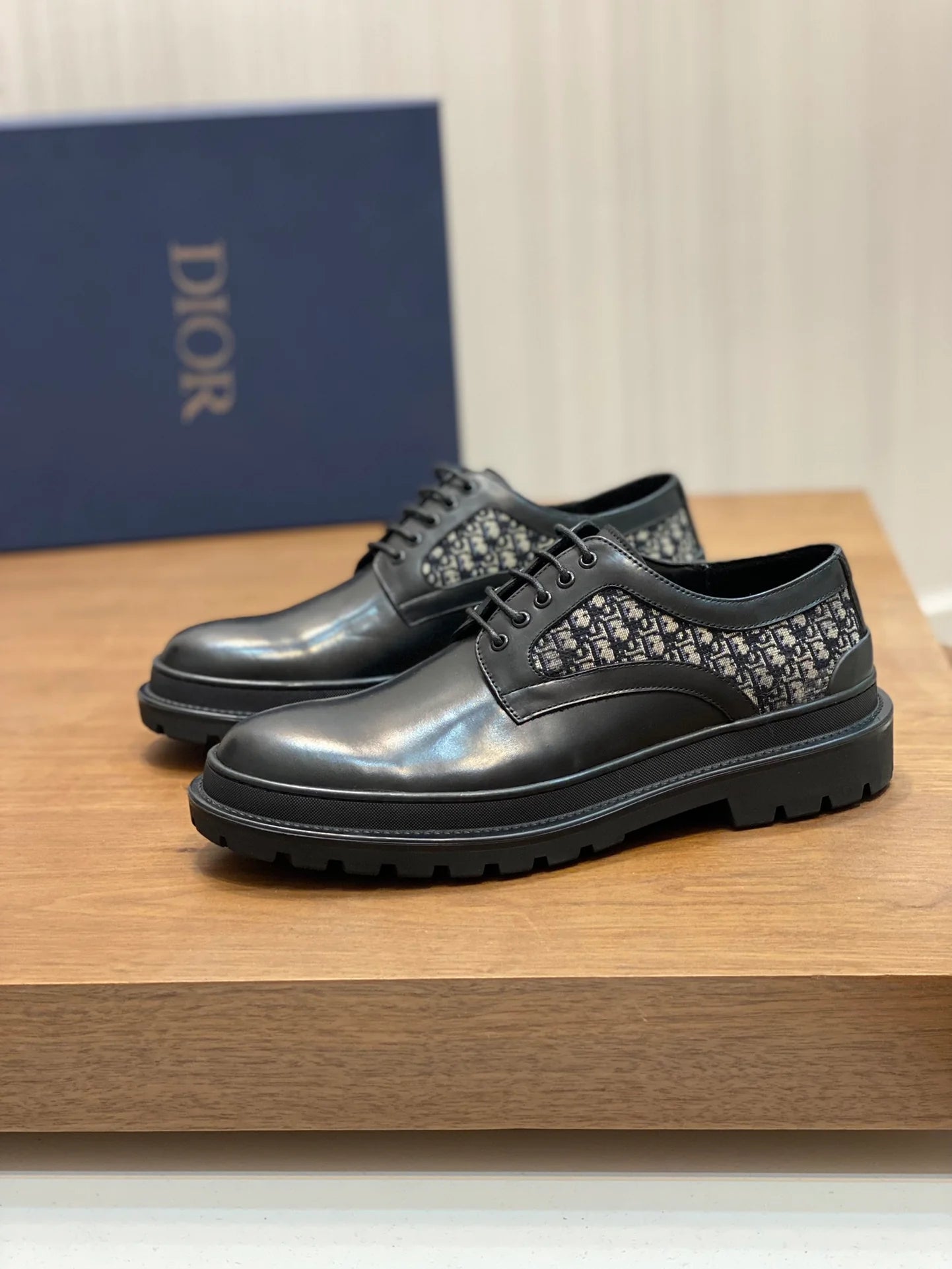 DIOR LOAFER