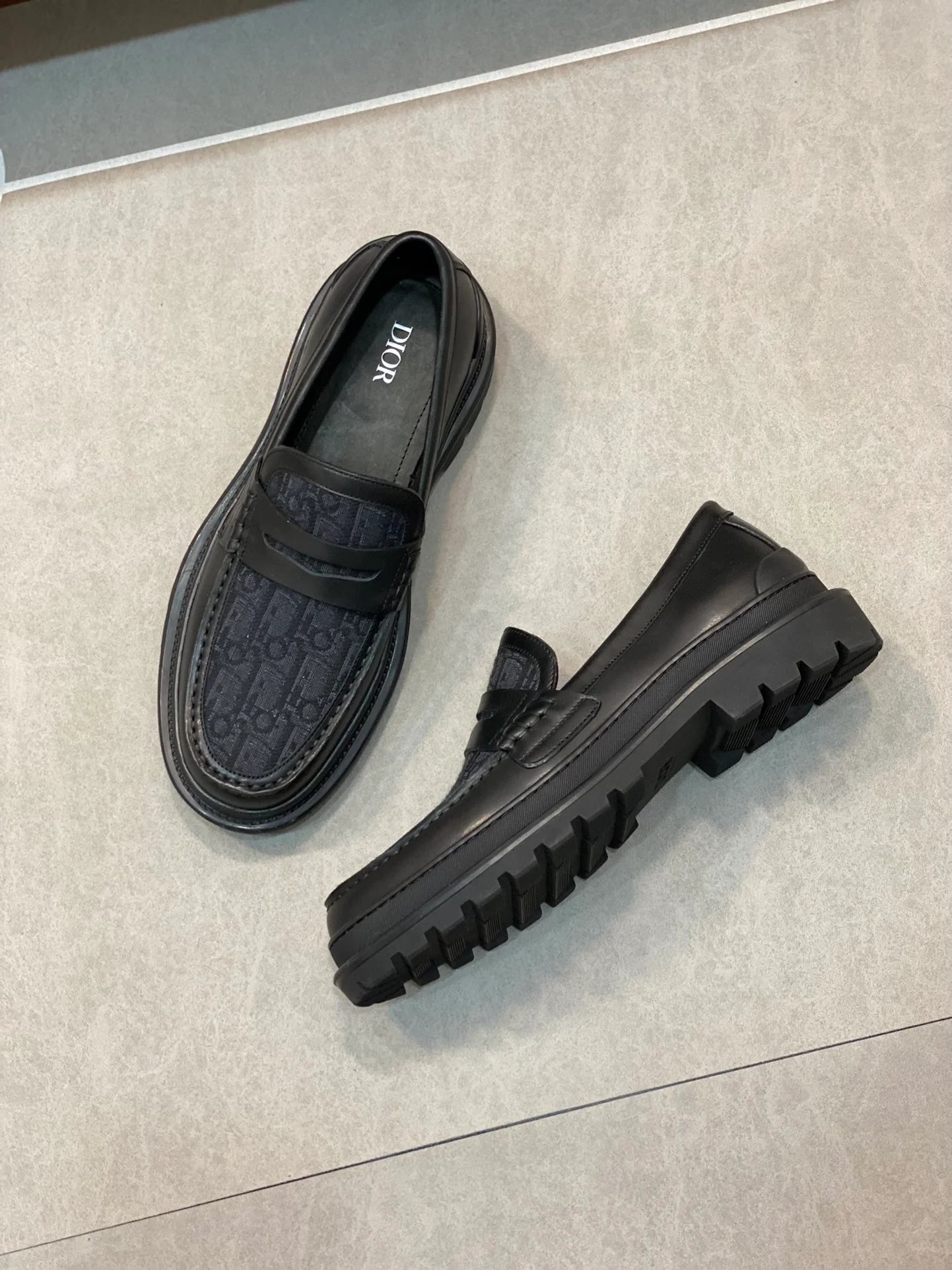 DIOR LOAFER