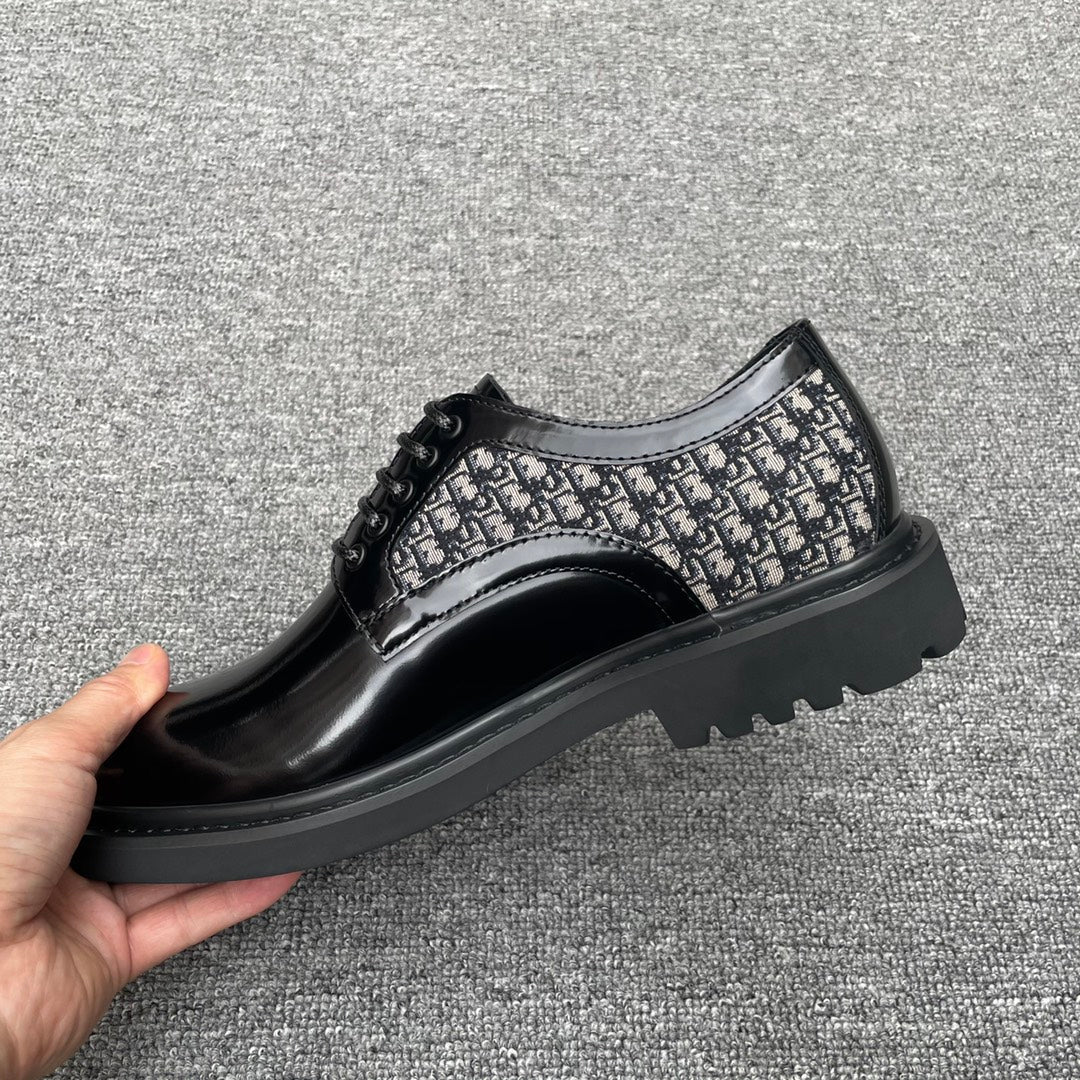 DIOR LOAFER