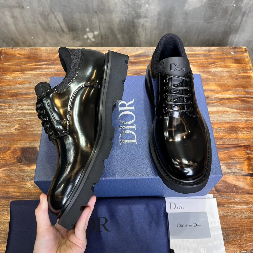 DIOR LOAFER