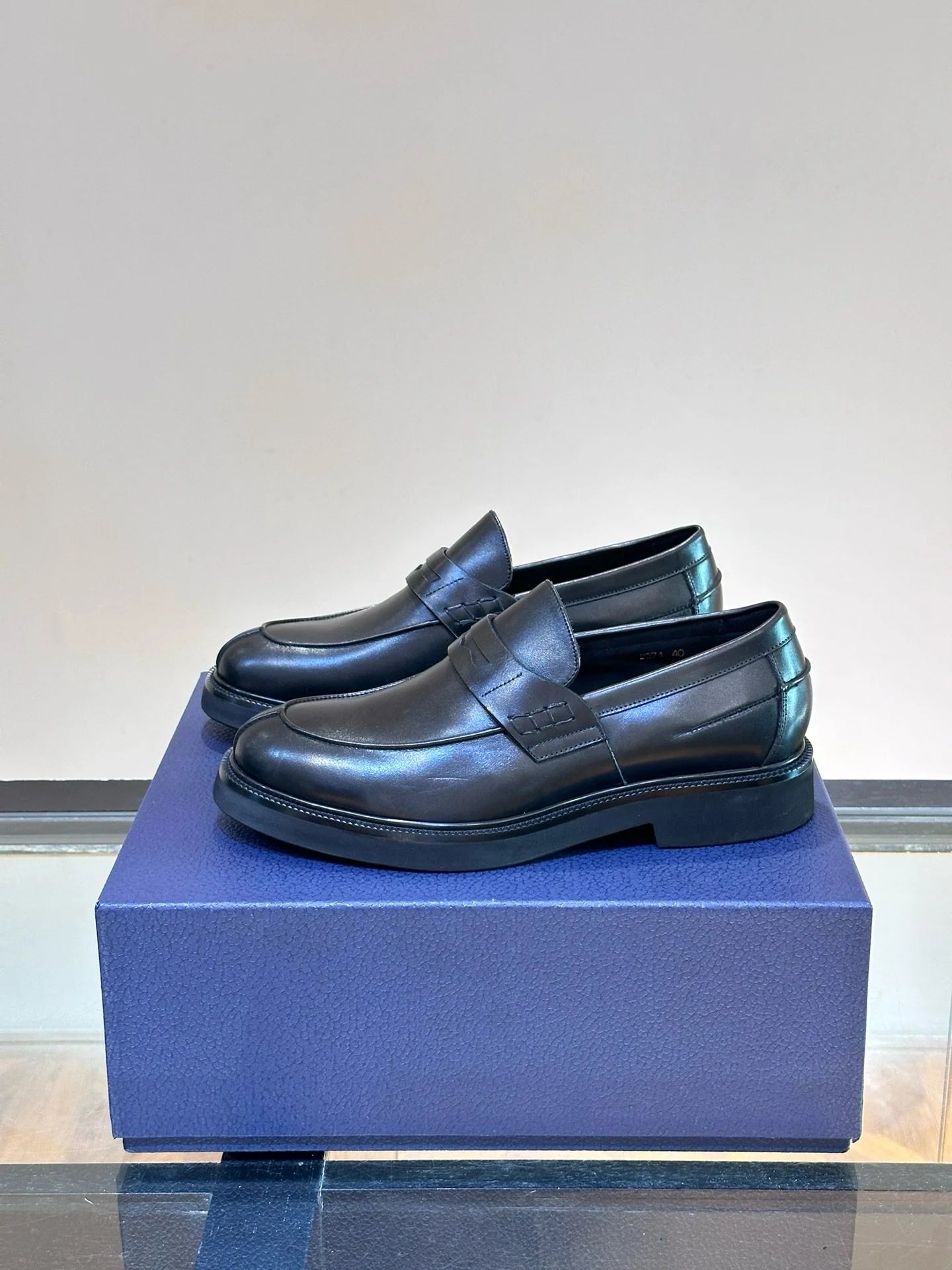 DIOR LOAFER