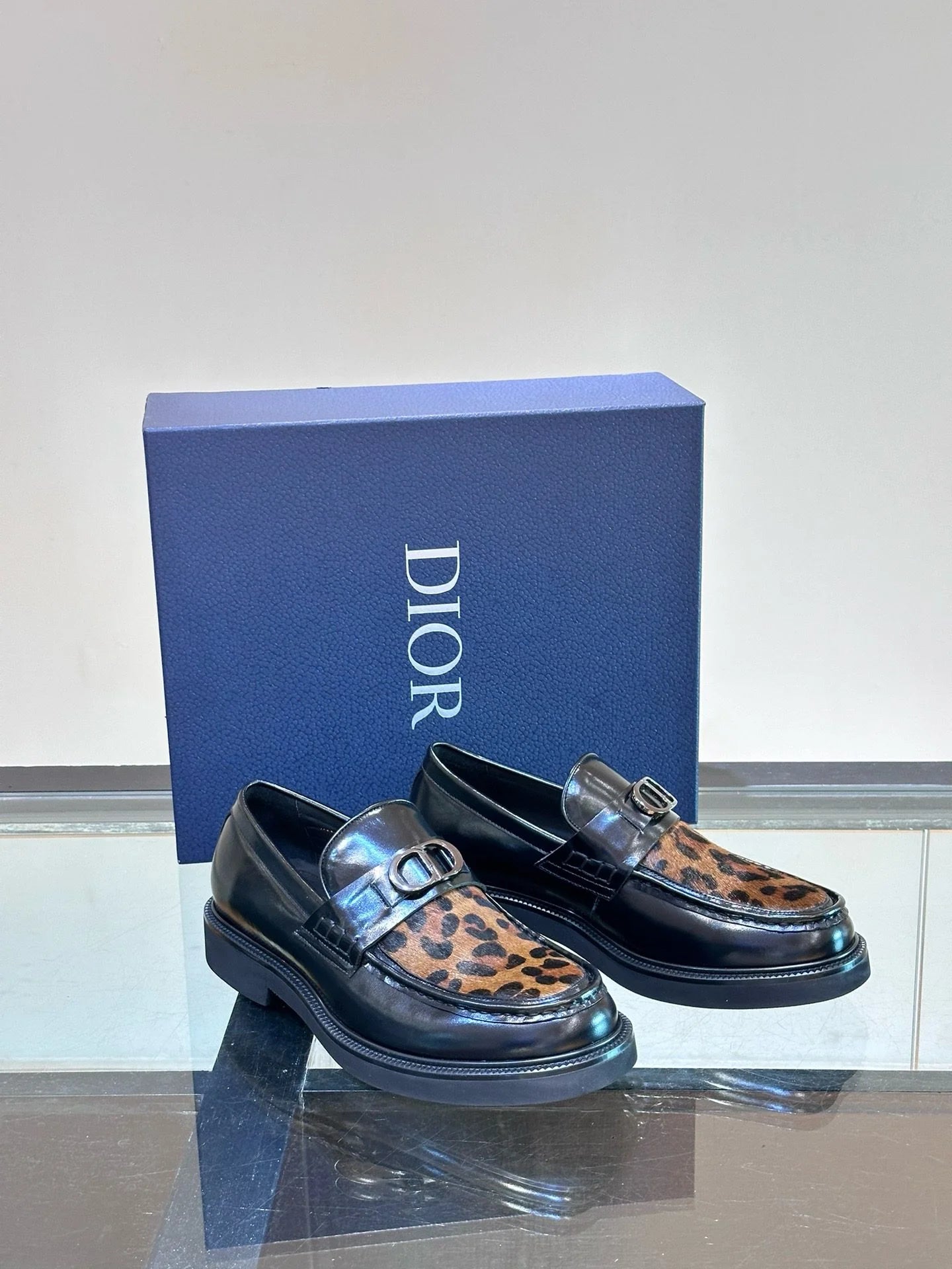 DIOR LOAFER
