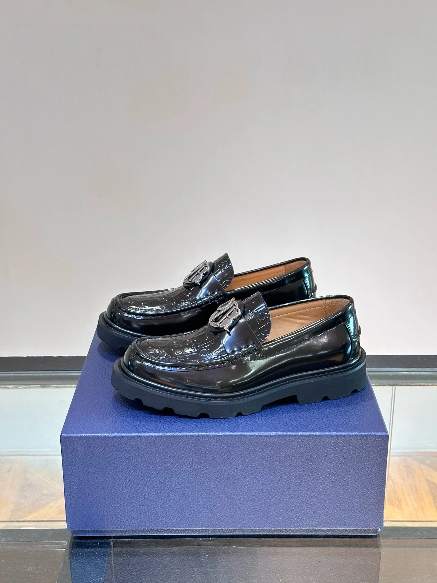 DIOR LOAFER