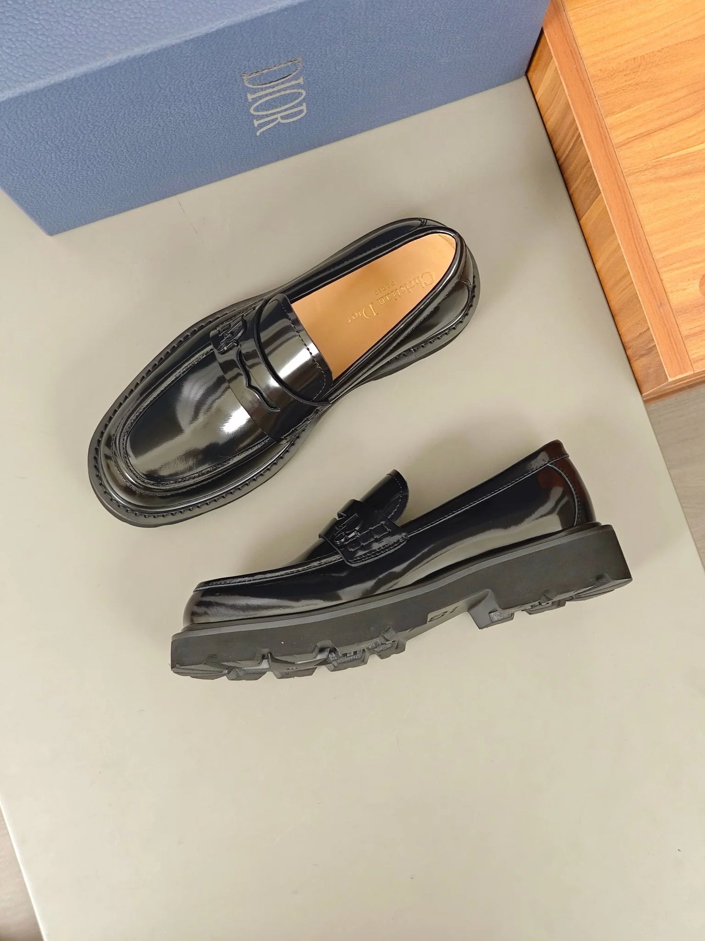 DIOR LOAFER