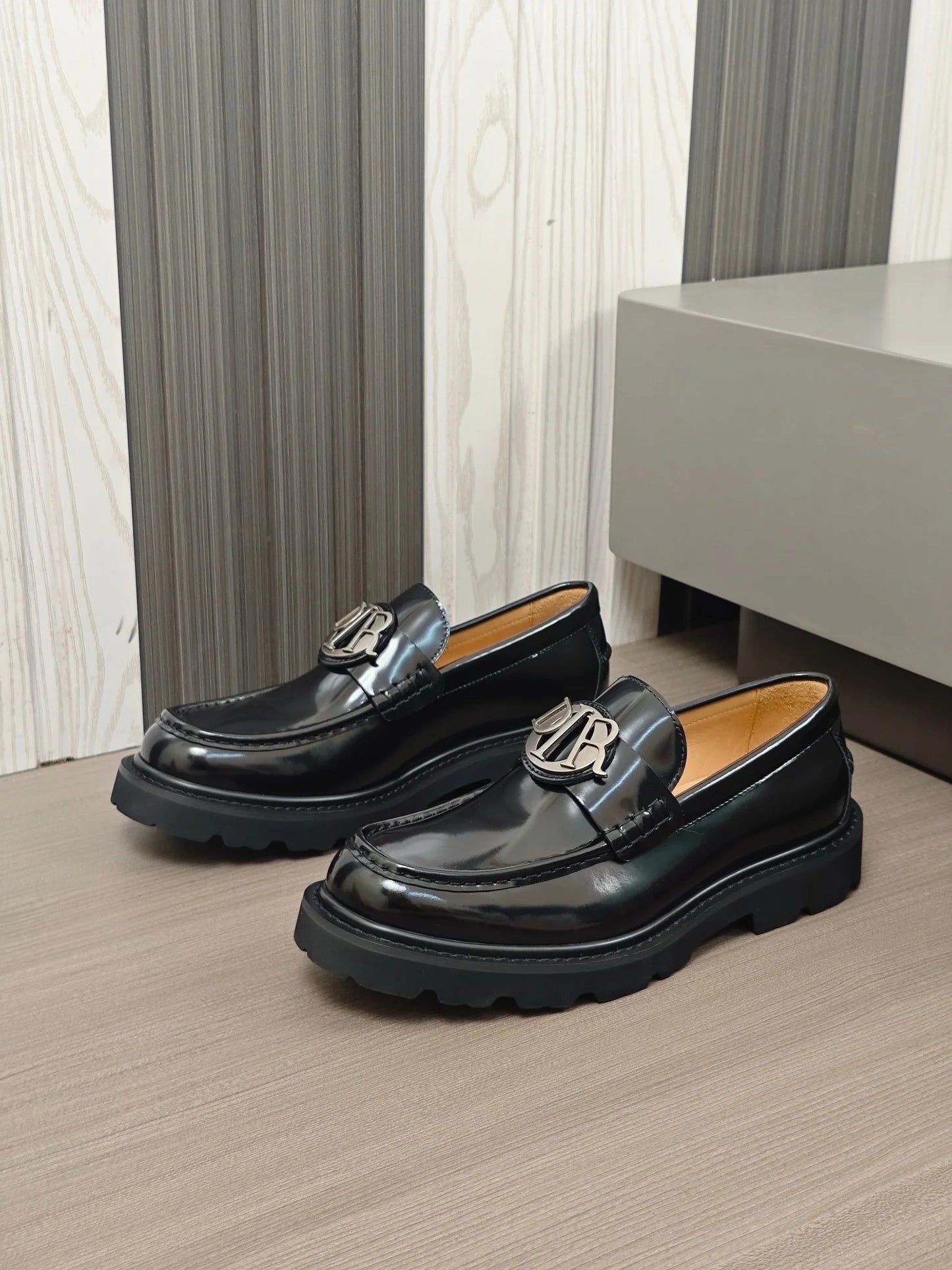 DIOR LOAFER