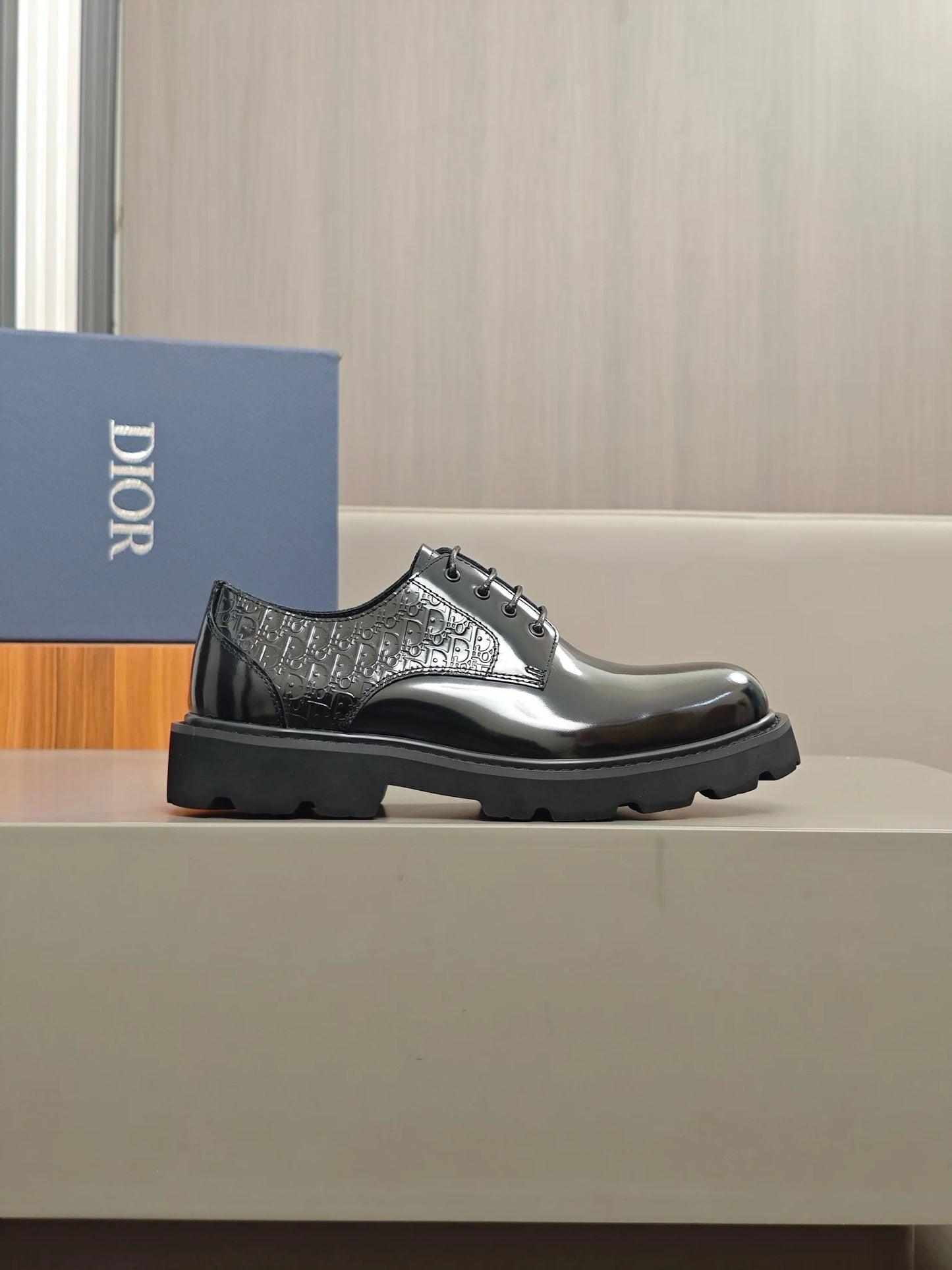 DIOR LOAFER