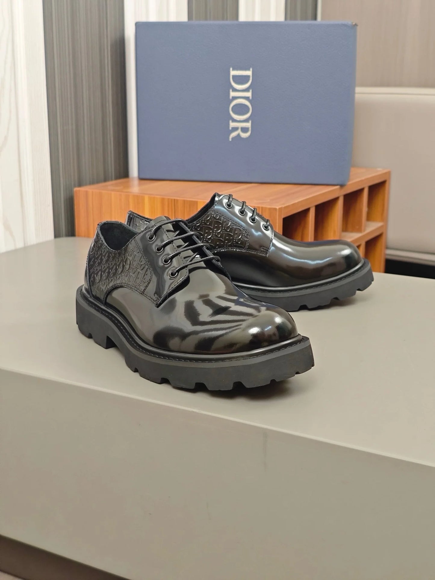 DIOR LOAFER