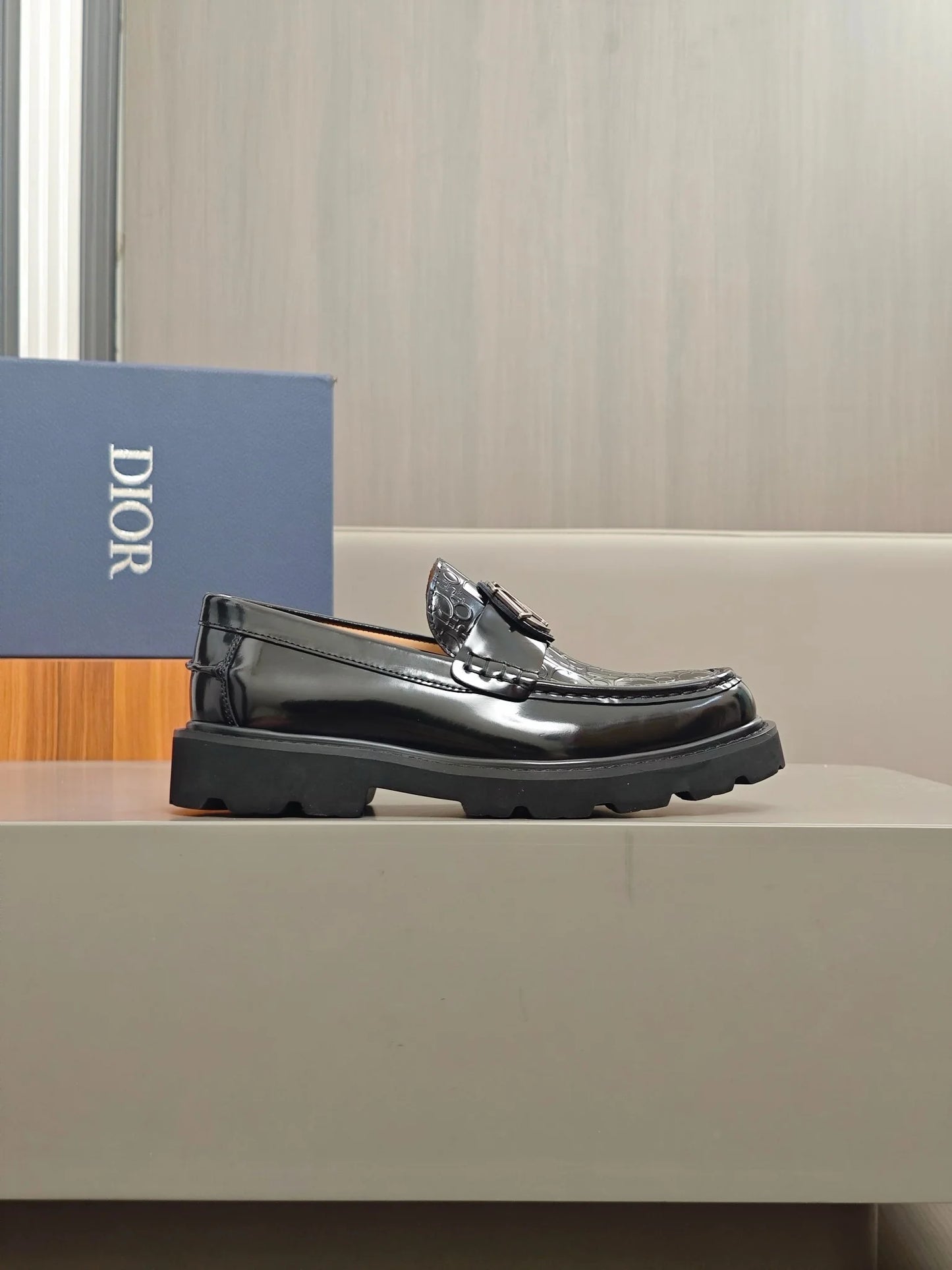 DIOR LOAFER