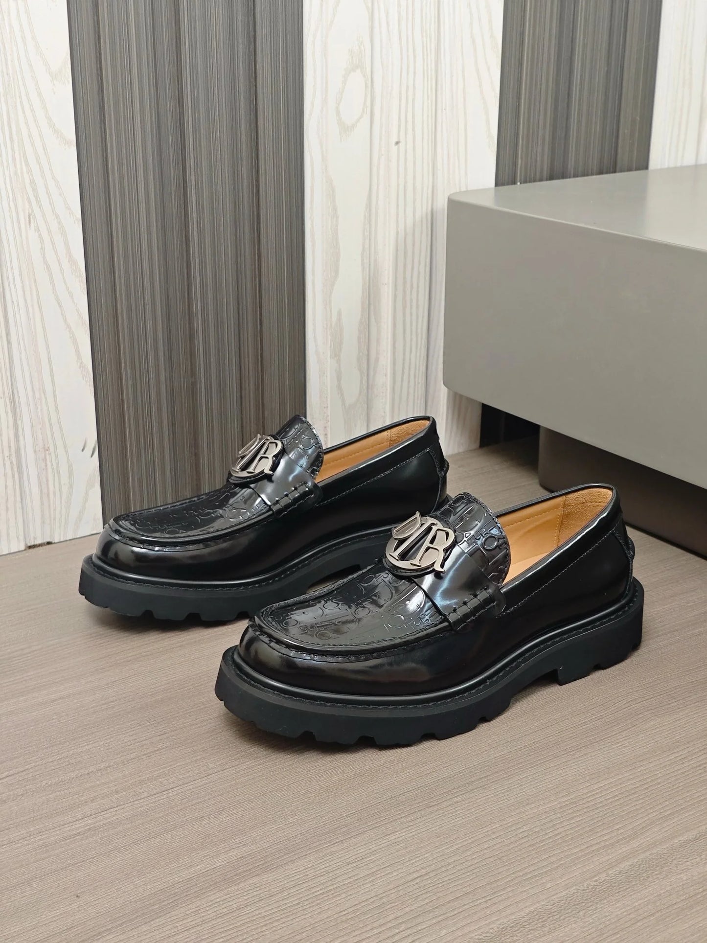 DIOR LOAFER