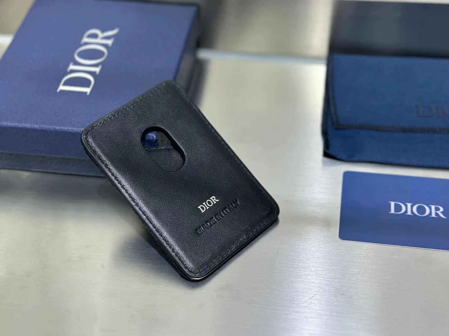 DIOR MAGSAFE