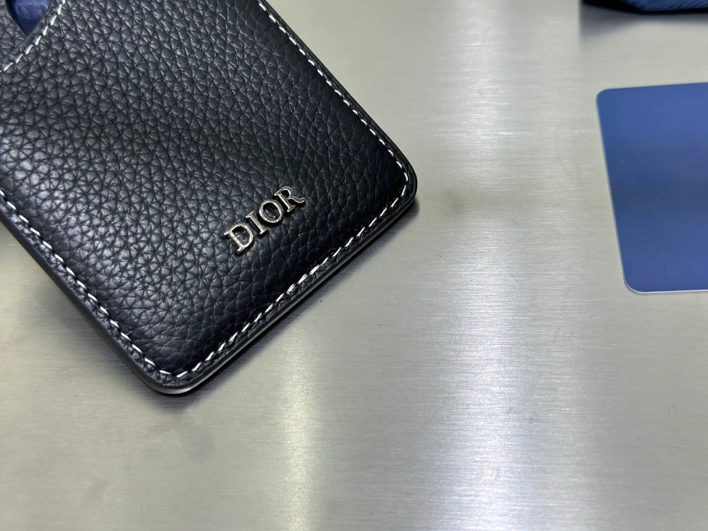 DIOR MAGSAFE
