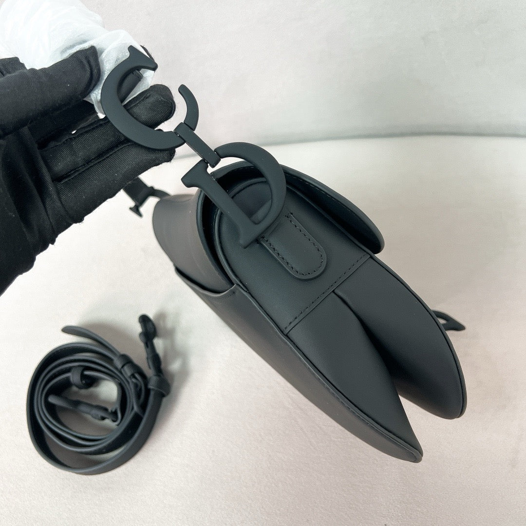 DIOR SADDLE BAG