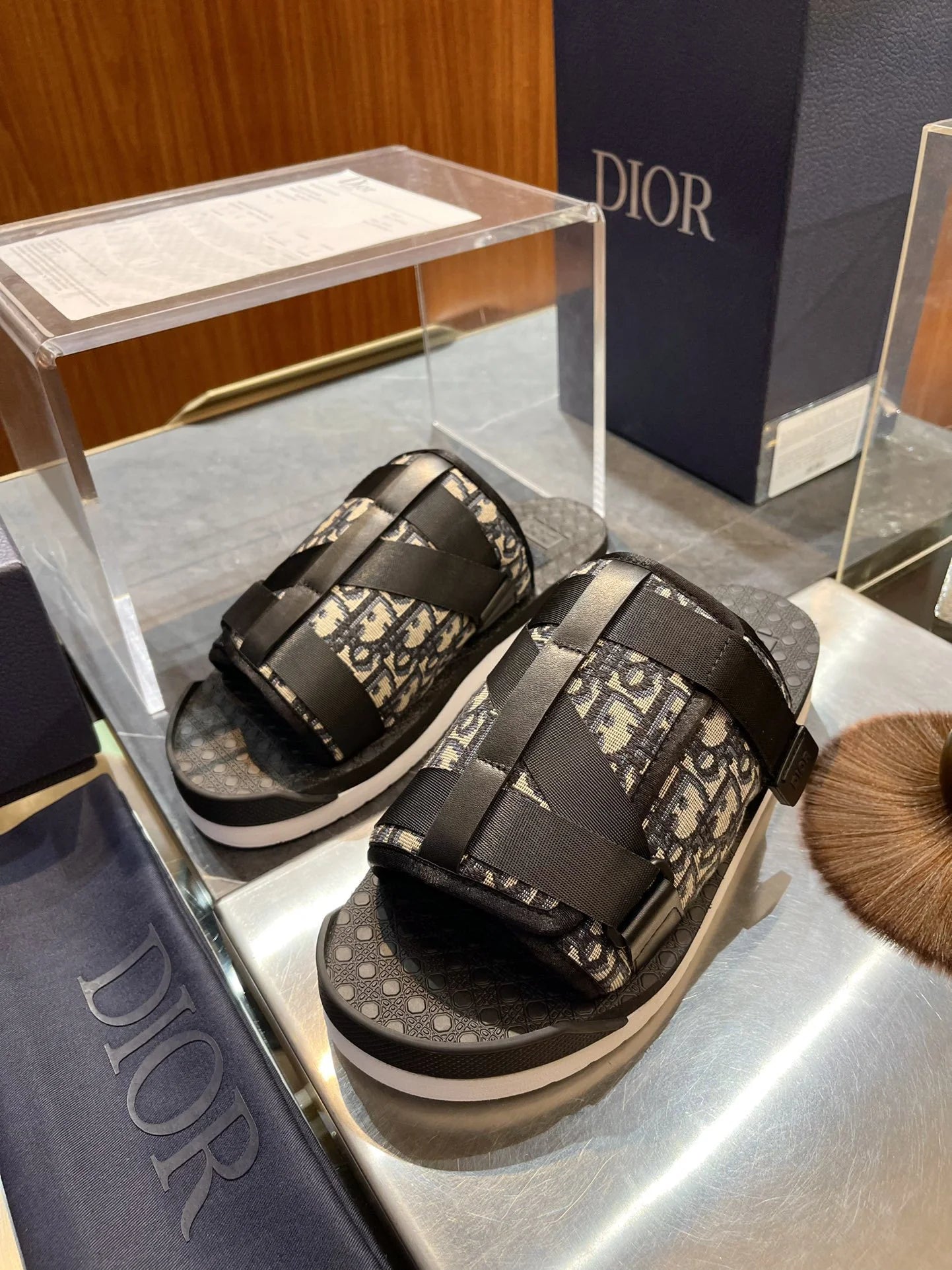 DIOR SANDAL