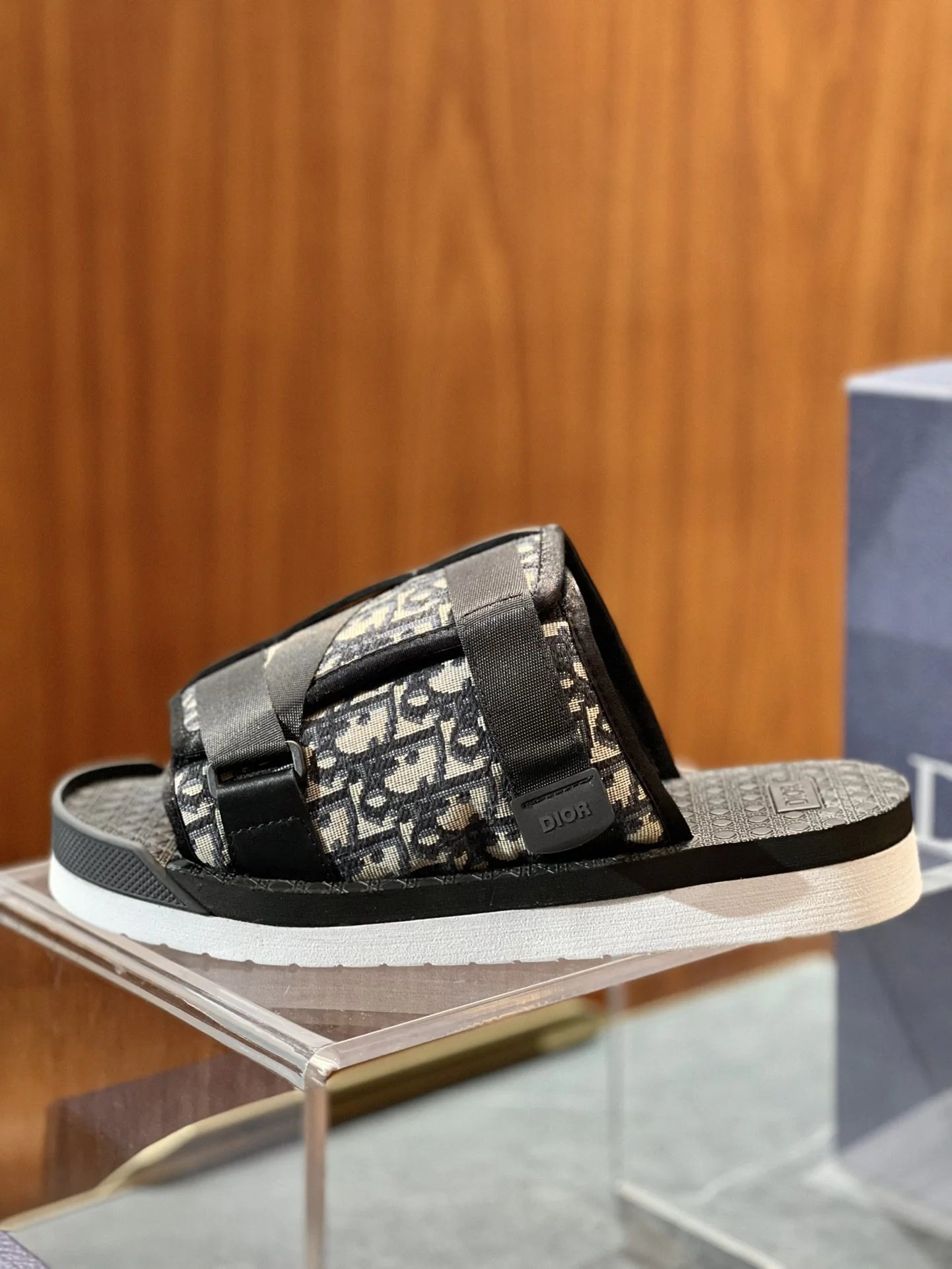 DIOR SANDAL