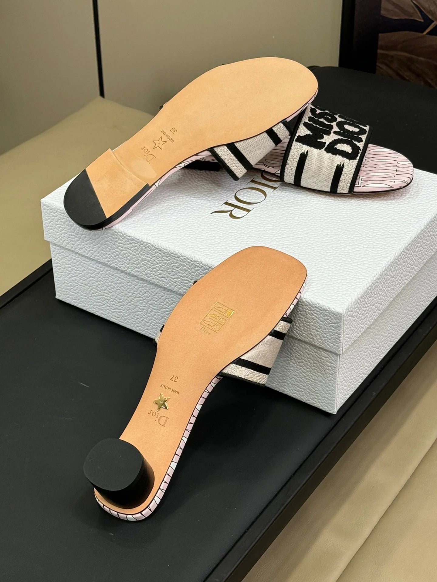 DIOR SANDAL
