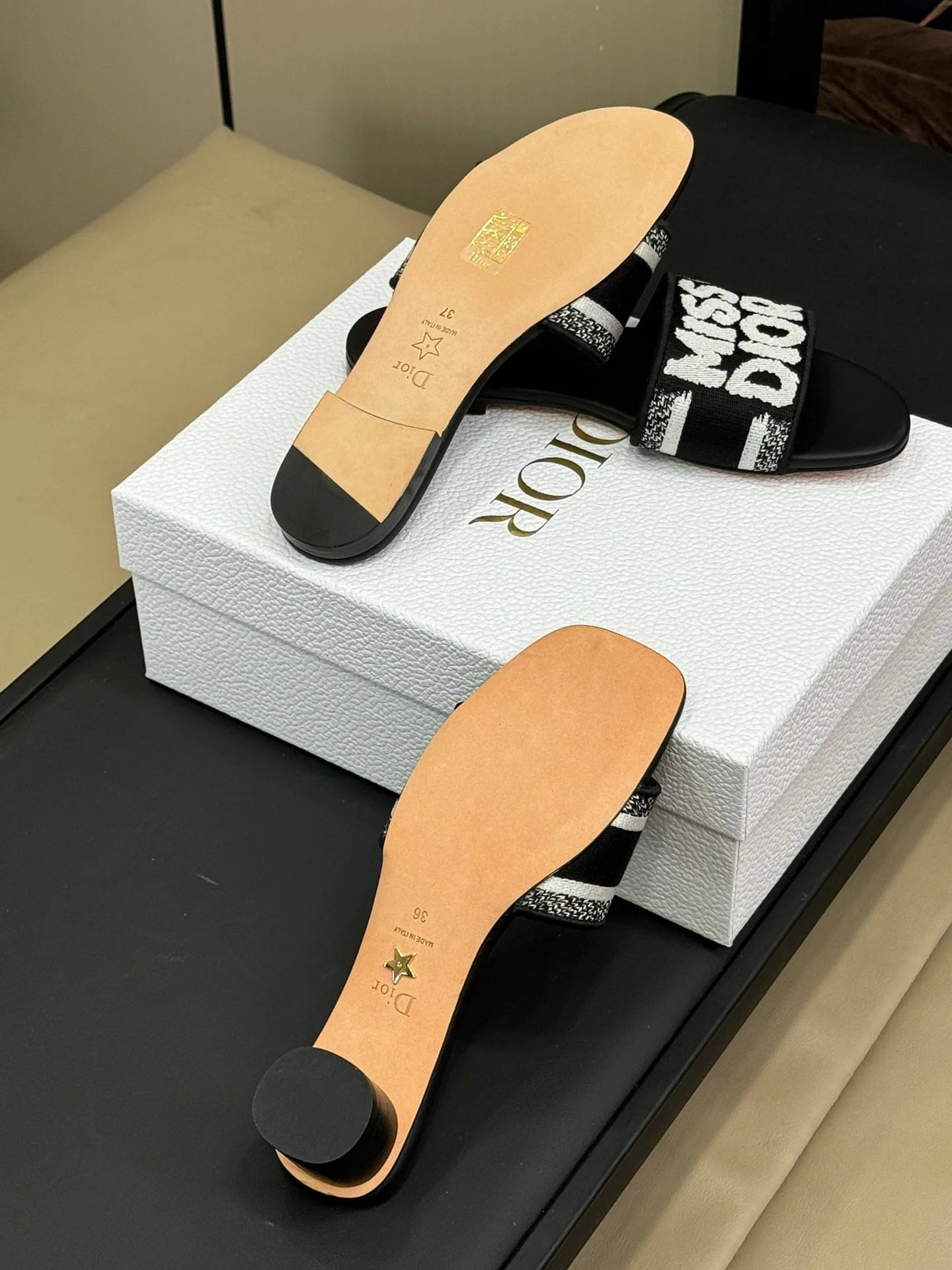 DIOR SANDAL