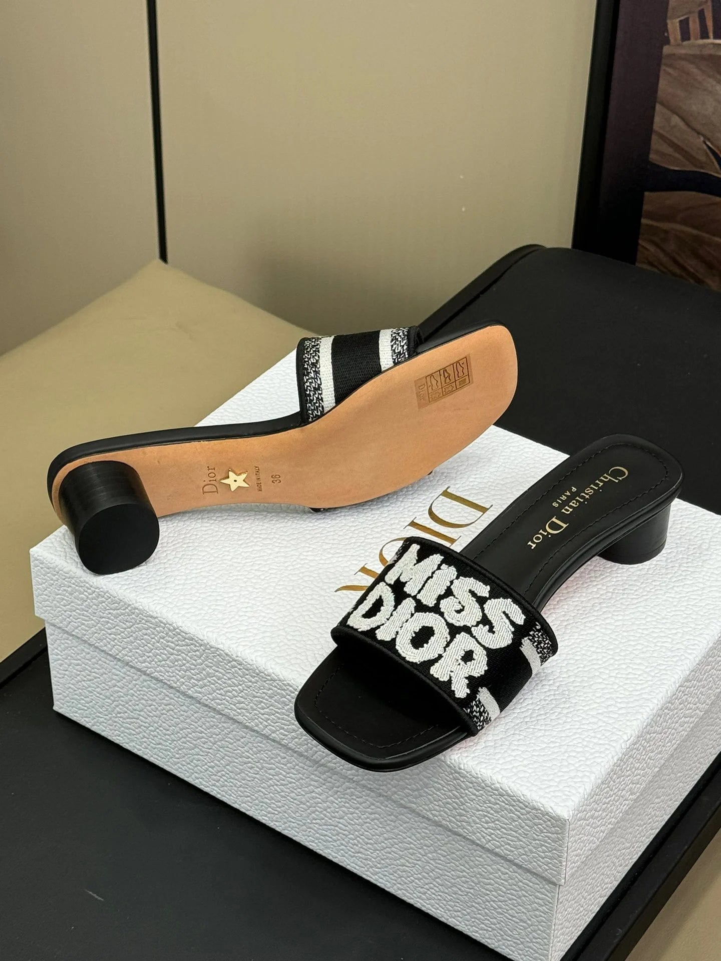 DIOR SANDAL