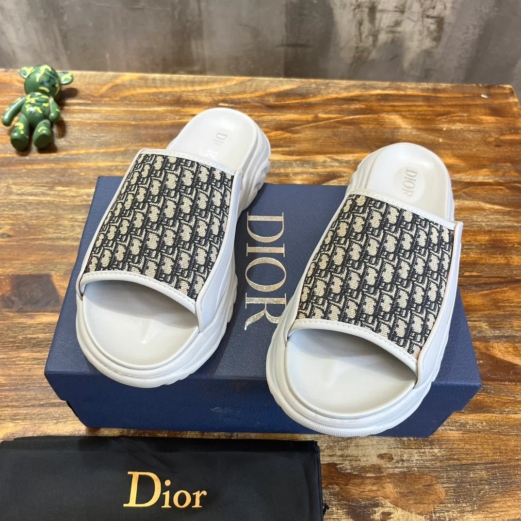 DIOR SANDAL