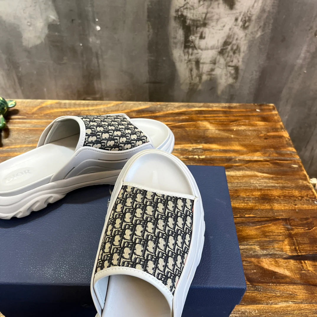 DIOR SANDAL