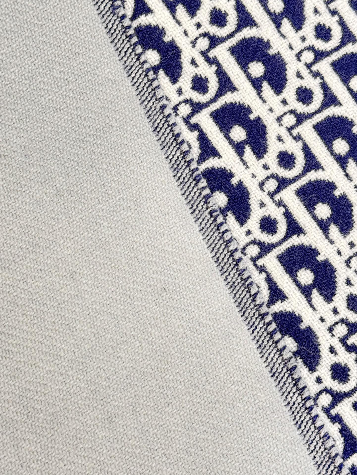DIOR SCARF
