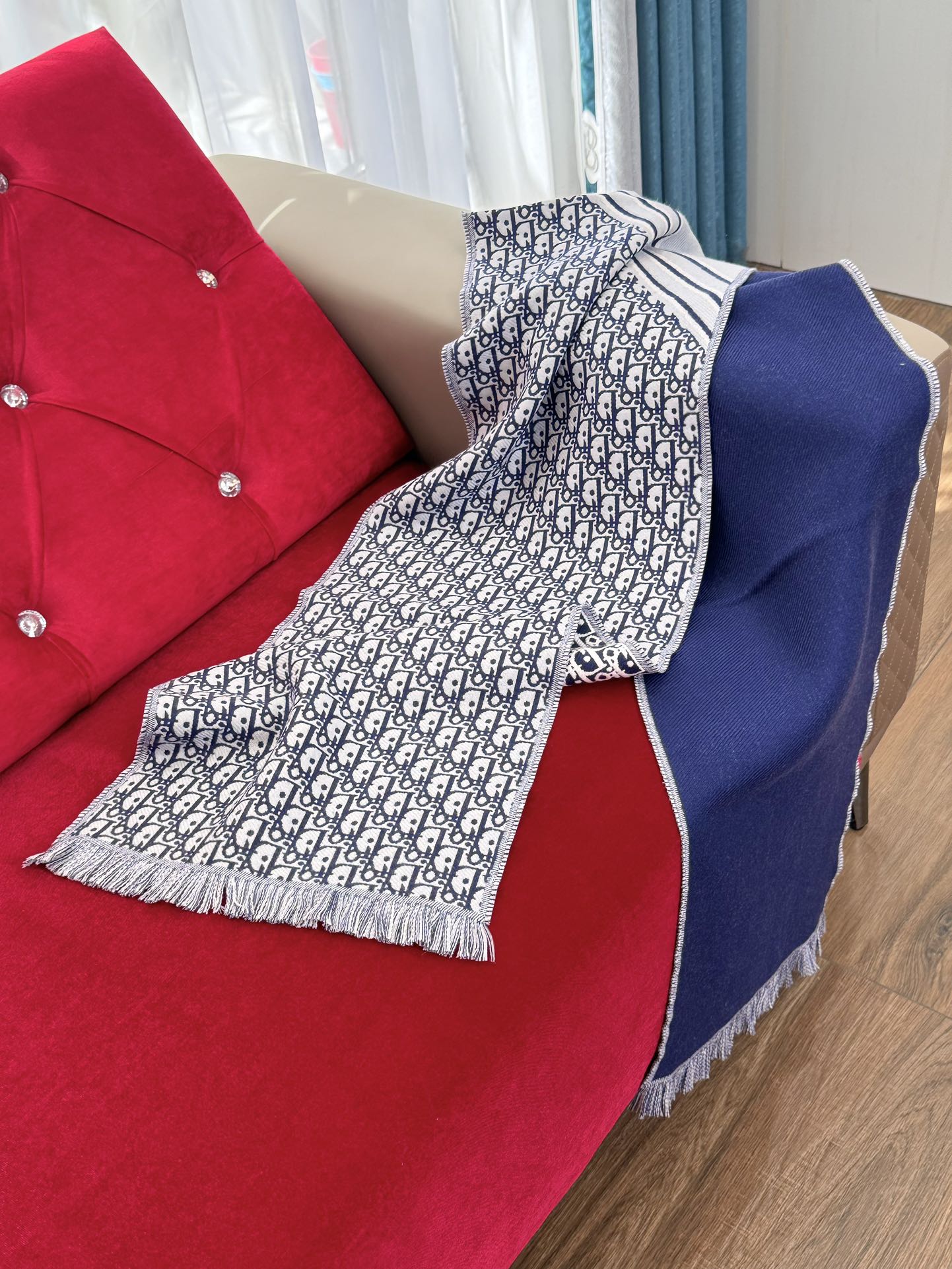 DIOR SCARF